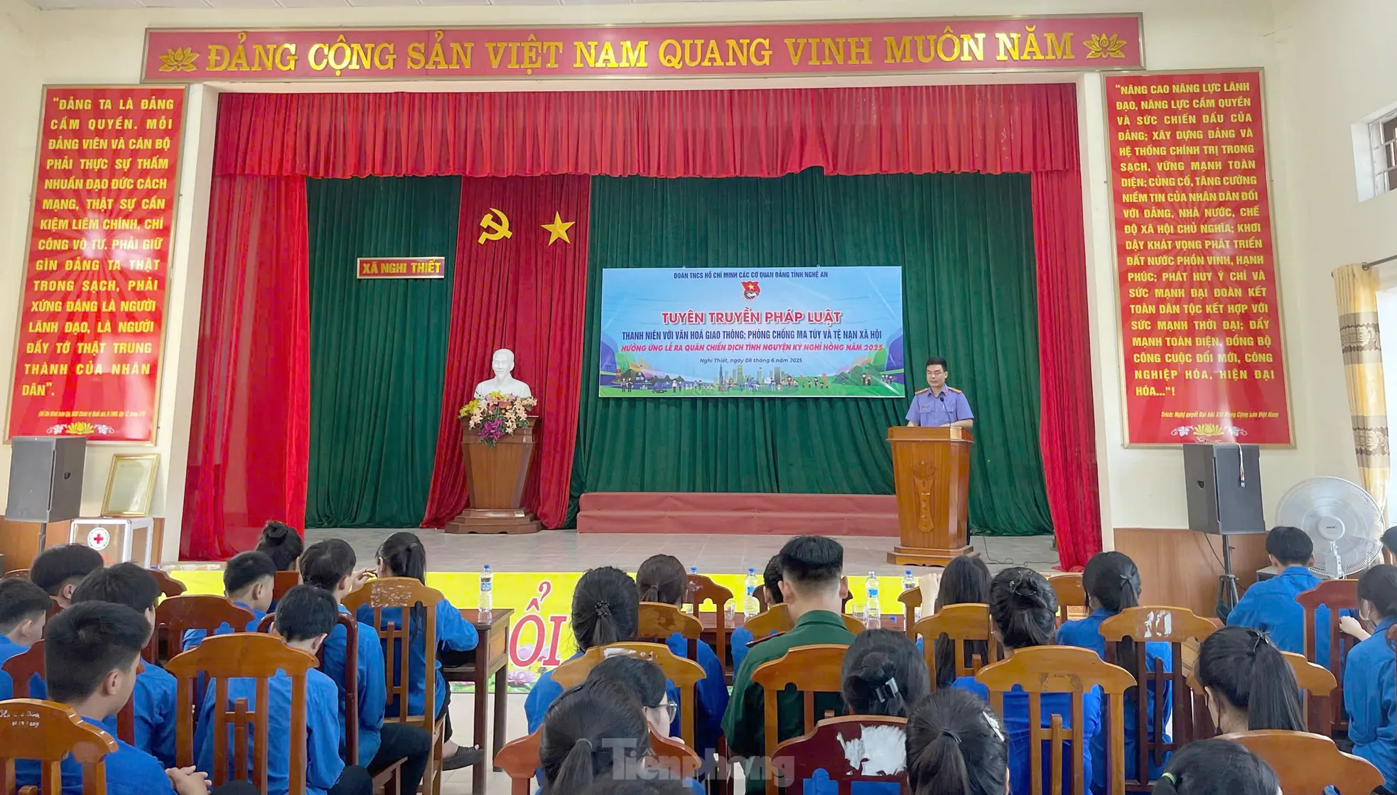Tuổi trẻ Nghệ An ra quân Chiến dịch Kỳ nghỉ hồng 2025 ảnh 8