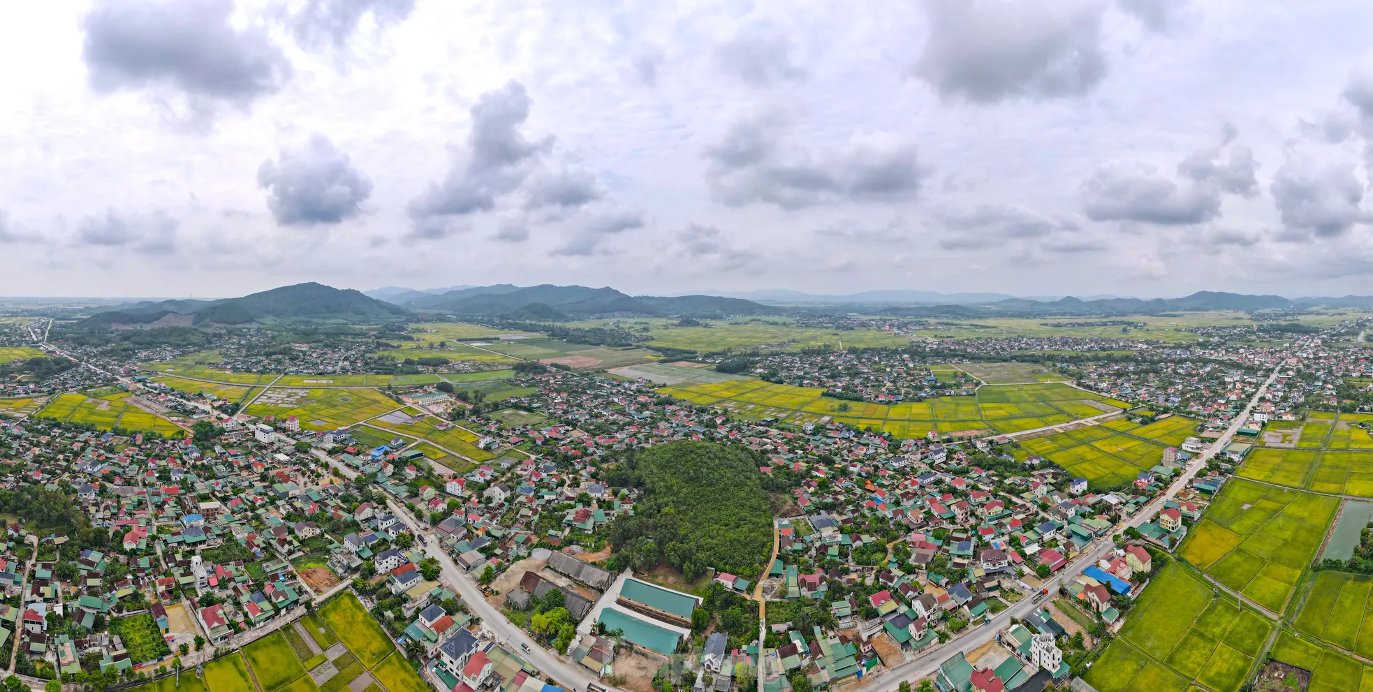 Nham nhở quốc lộ nghìn tỷ 'rùa bò' nhiều năm ảnh 1