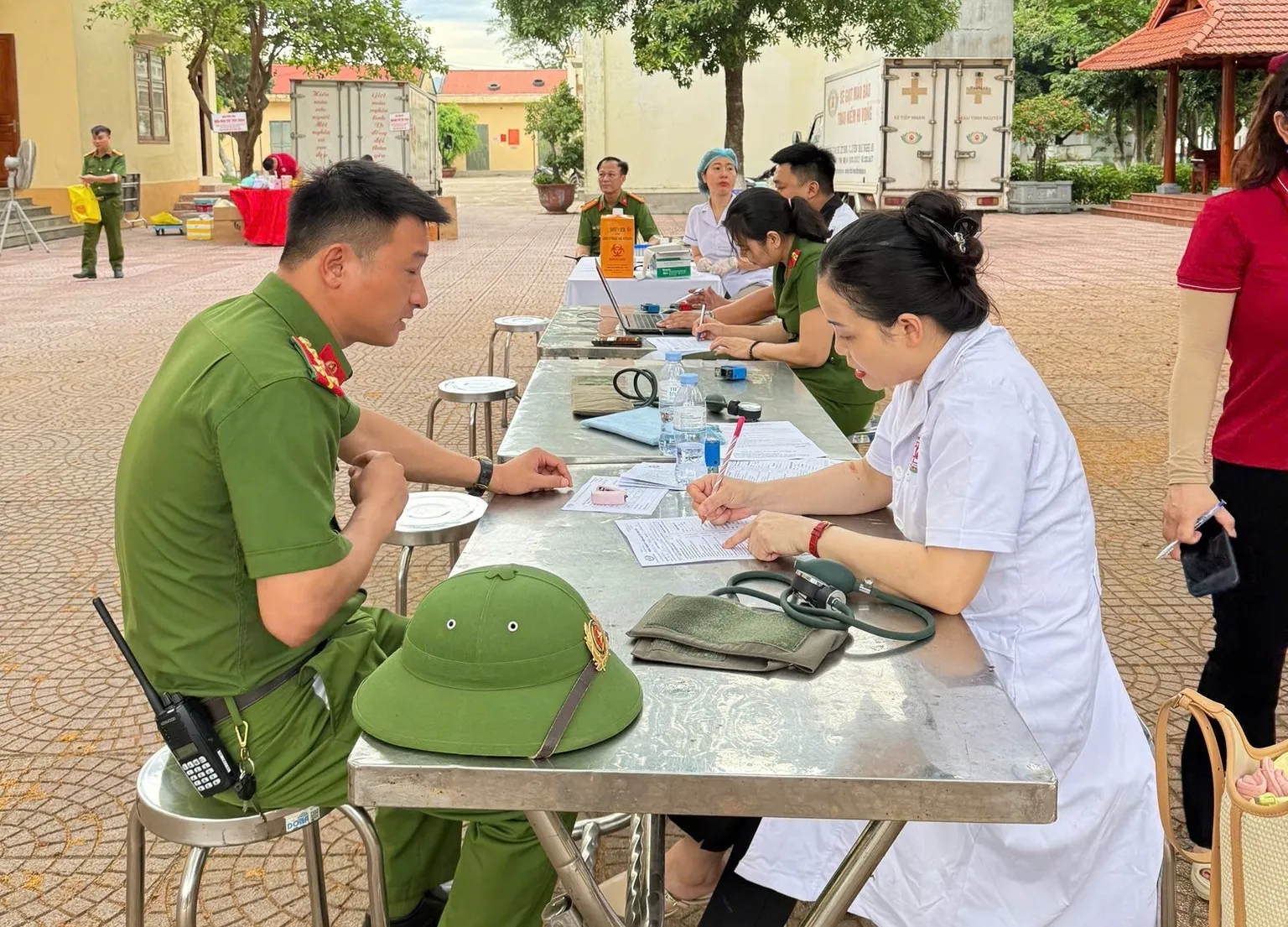 Nguồn dự trữ cạn kiệt, bệnh nhân mòn mỏi chờ máu để điều trị ảnh 11