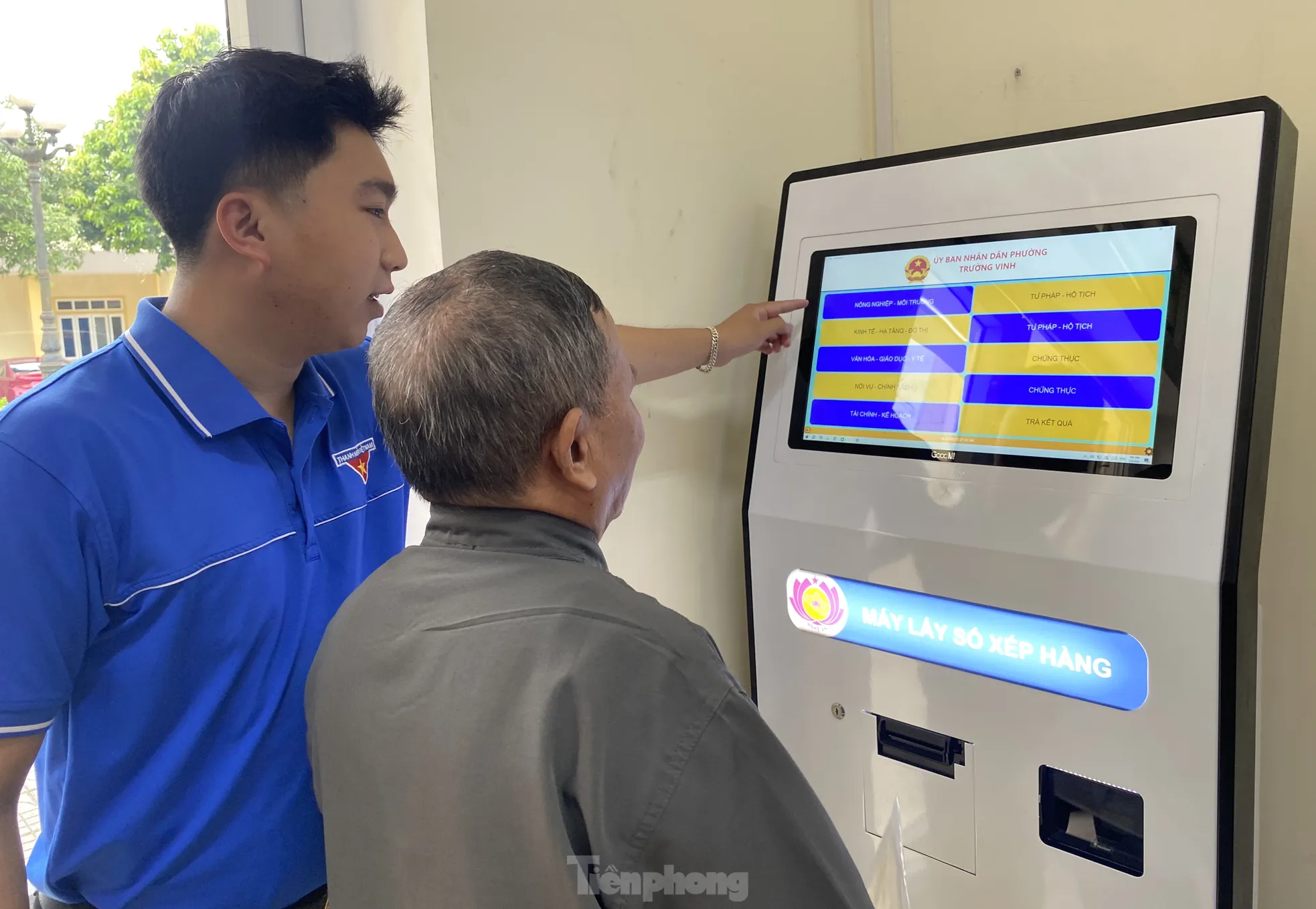 'Ai cũng vui vẻ vì thủ tục được giải quyết nhanh gọn' ảnh 5