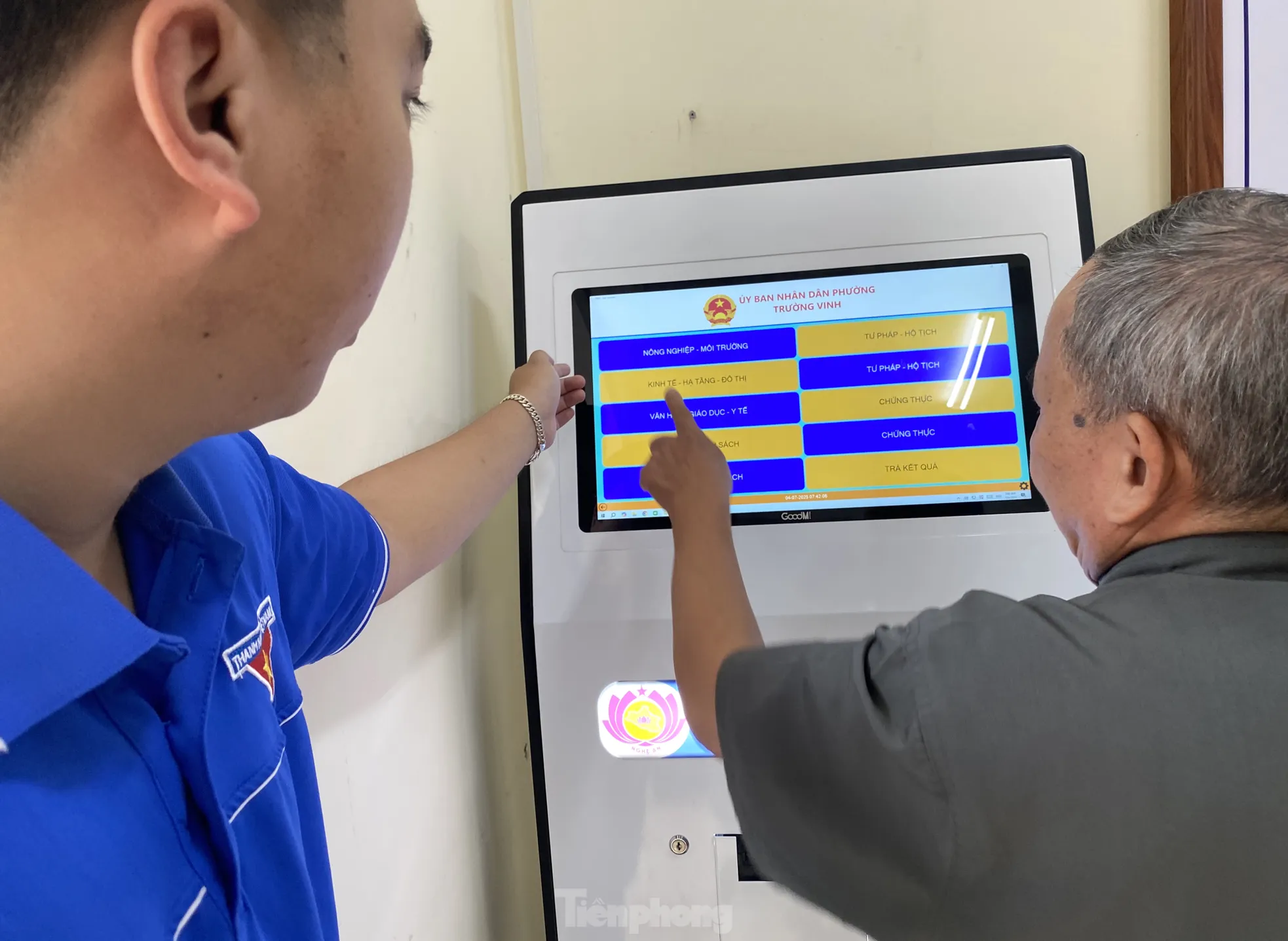 'Ai cũng vui vẻ vì thủ tục được giải quyết nhanh gọn' ảnh 4