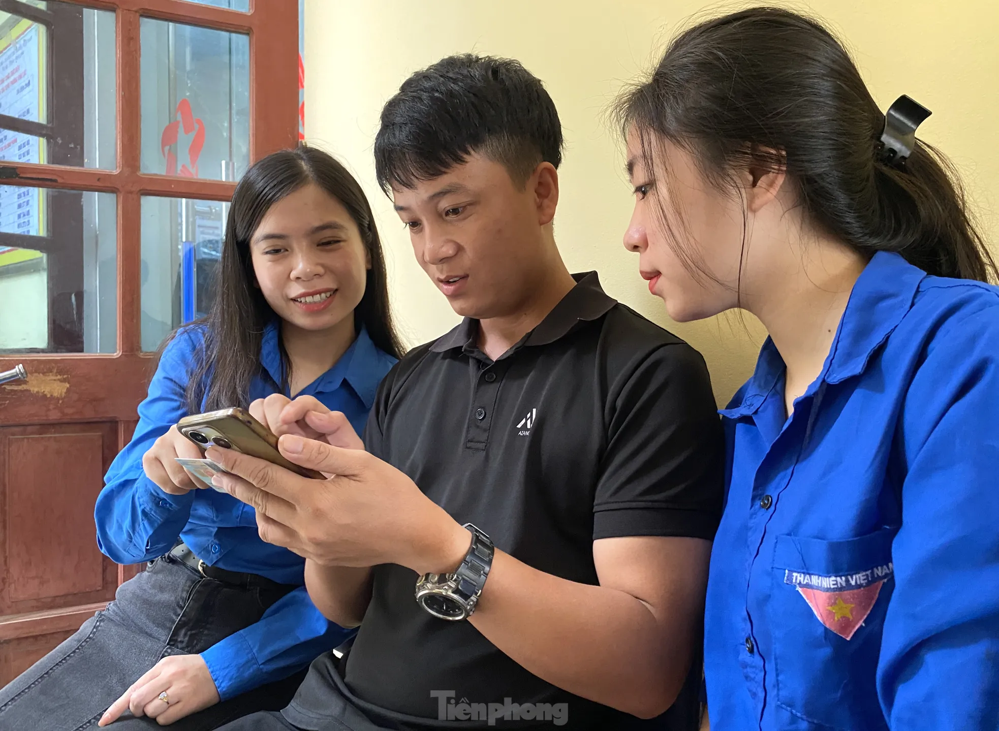 'Ai cũng vui vẻ vì thủ tục được giải quyết nhanh gọn' ảnh 12