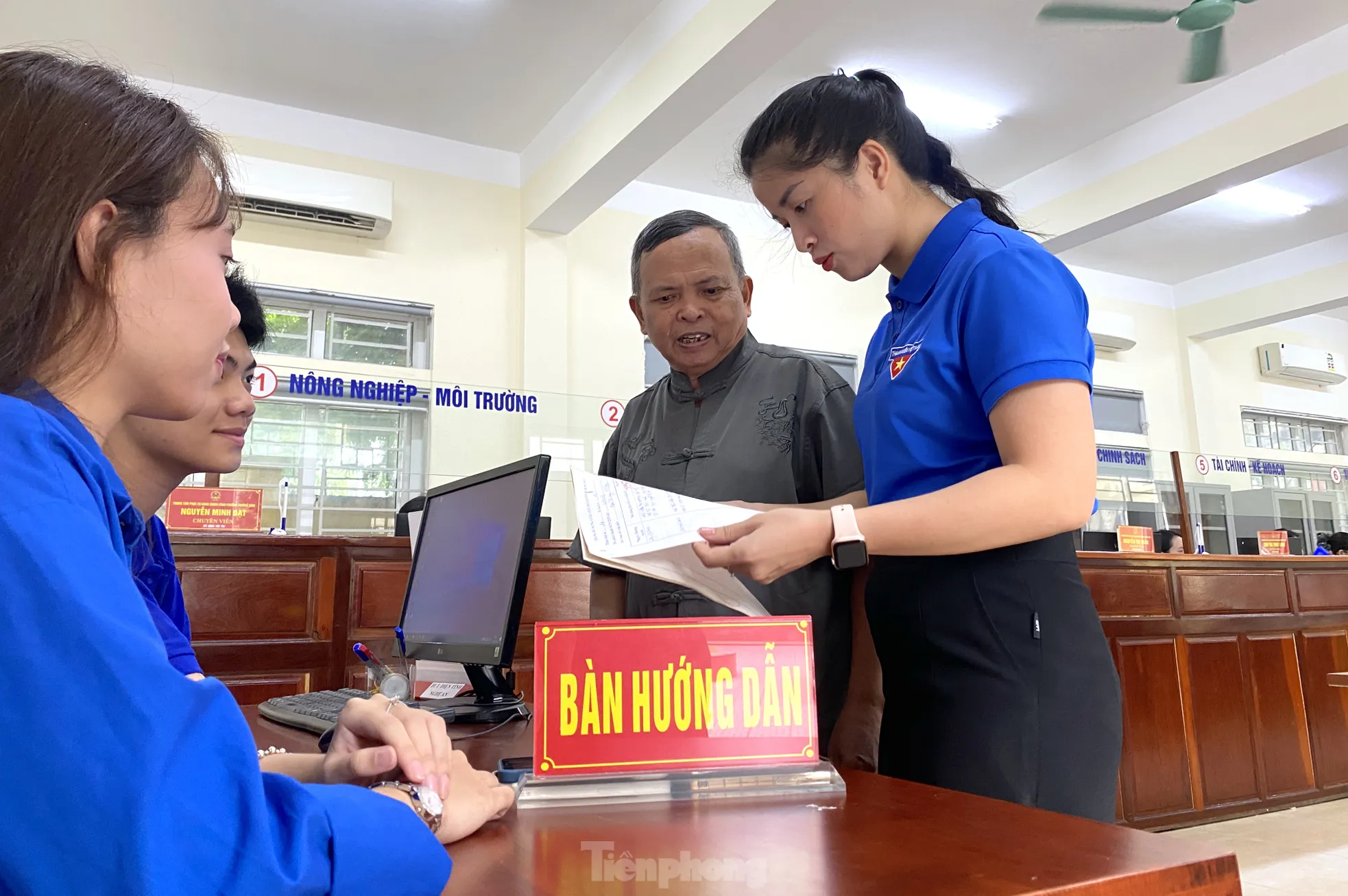 'Ai cũng vui vẻ vì thủ tục được giải quyết nhanh gọn' ảnh 7