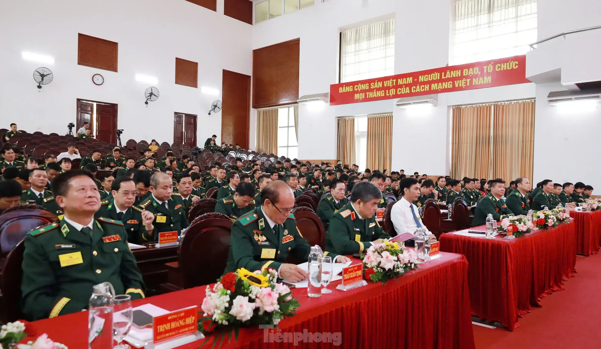 Đại tá Nguyễn Xuân Bách tiếp tục giữ chức Bí thư Đảng ủy Học viện Biên phòng ảnh 4