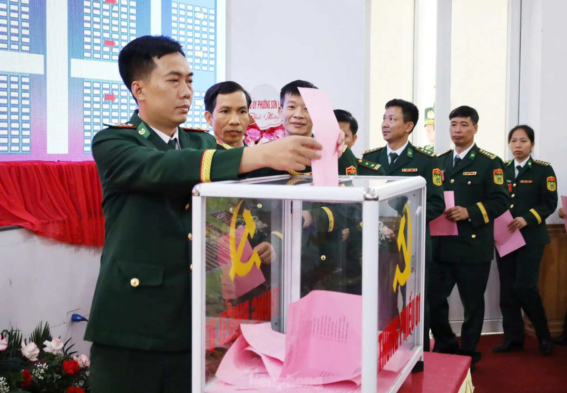Đại tá Nguyễn Xuân Bách tiếp tục giữ chức Bí thư Đảng ủy Học viện Biên phòng ảnh 7