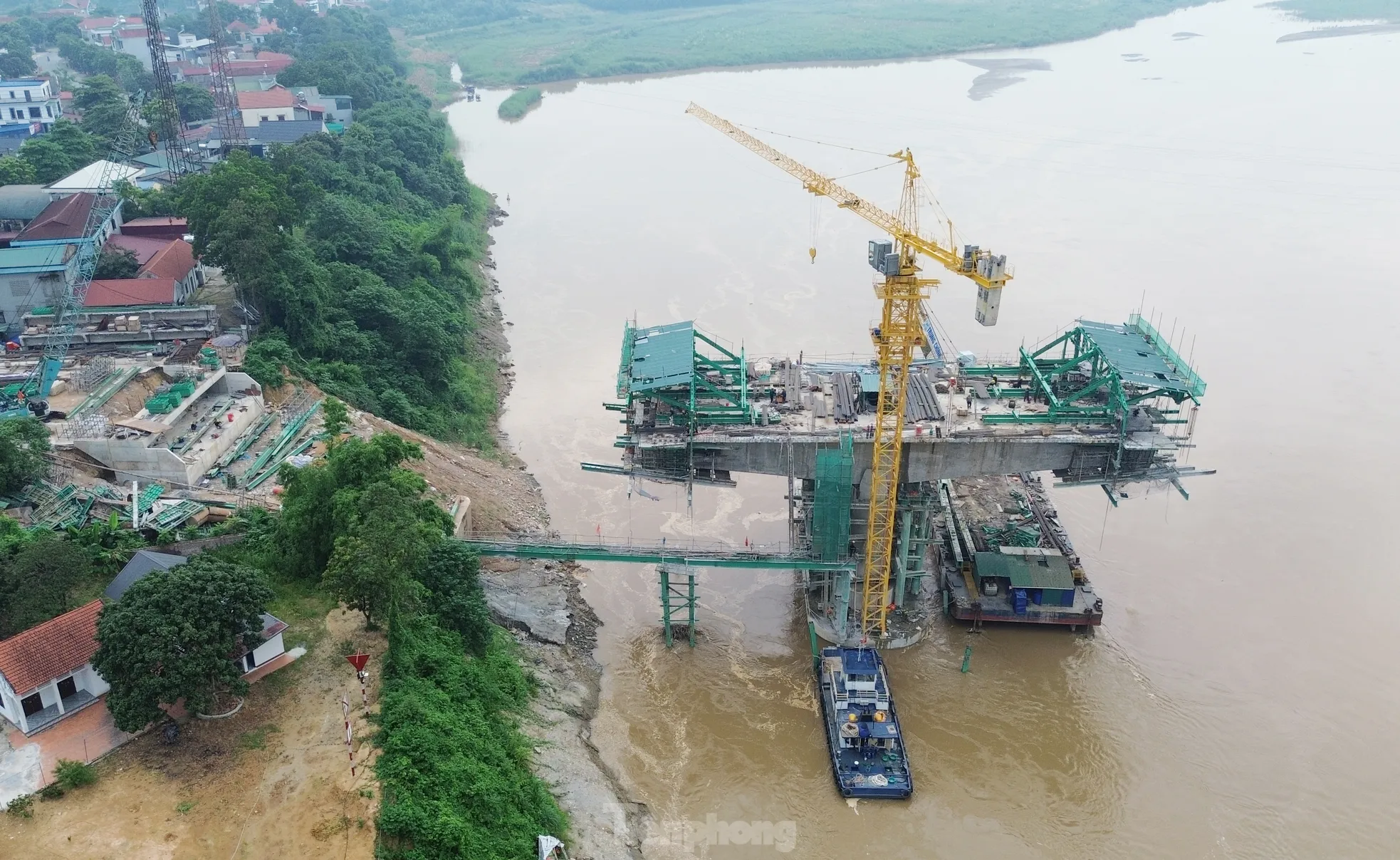 Hình ảnh cầu Phong Châu mới khi chỉ còn hơn 4 tháng nữa phải thông xe ảnh 5