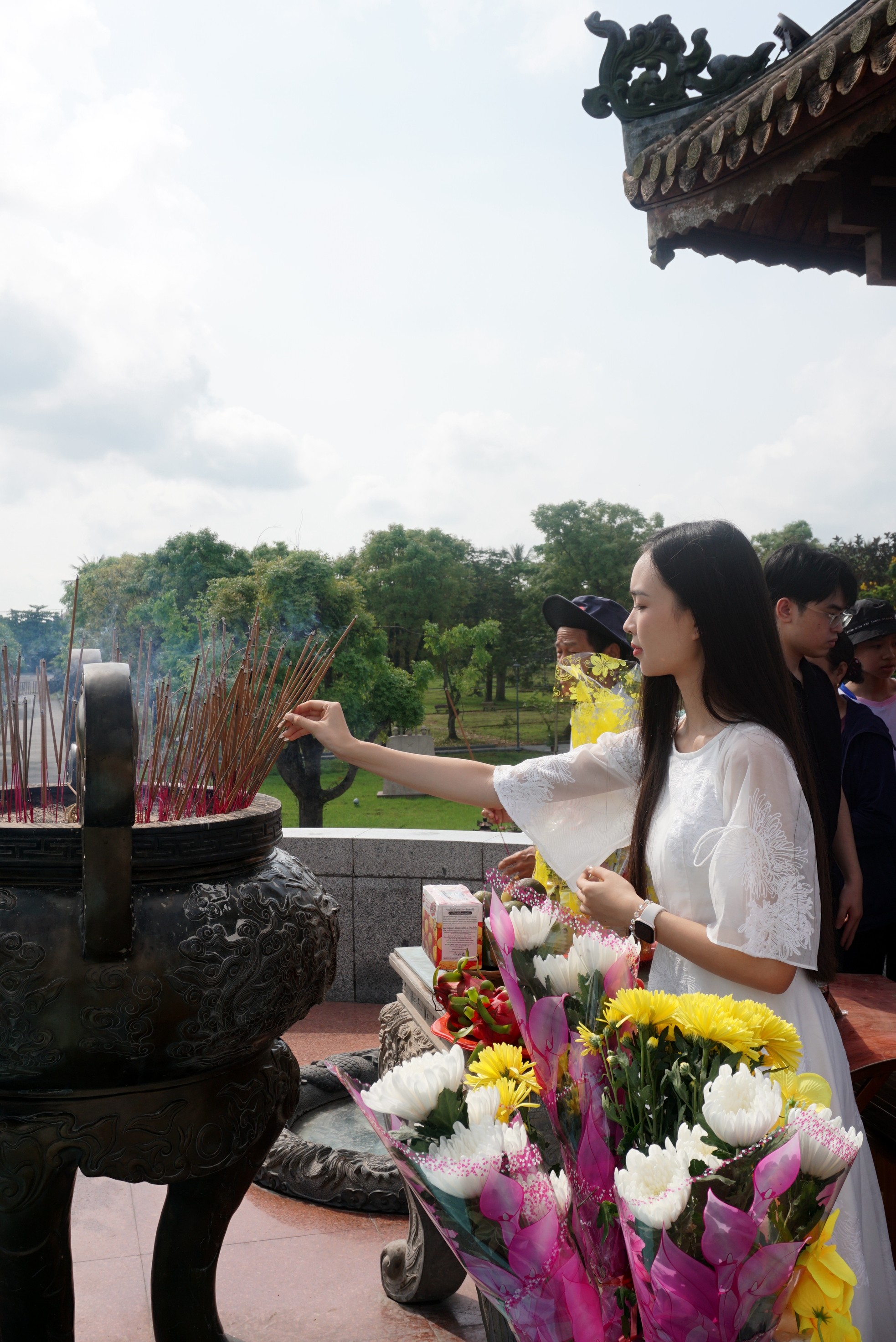 Người đẹp xứ Huế: ‘Dịp nghỉ lễ, được về nhà là hạnh phúc’ ảnh 9