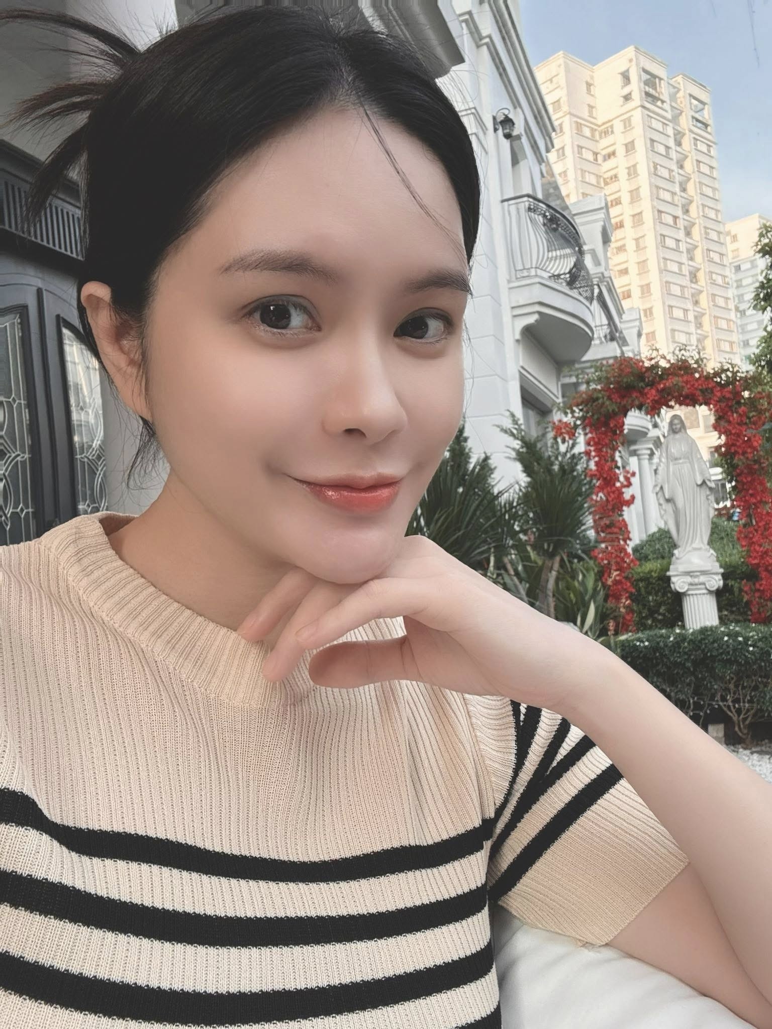 Showbiz 17/5: Đoàn Di Băng xin lỗi, khán giả phẫn nộ ảnh 1