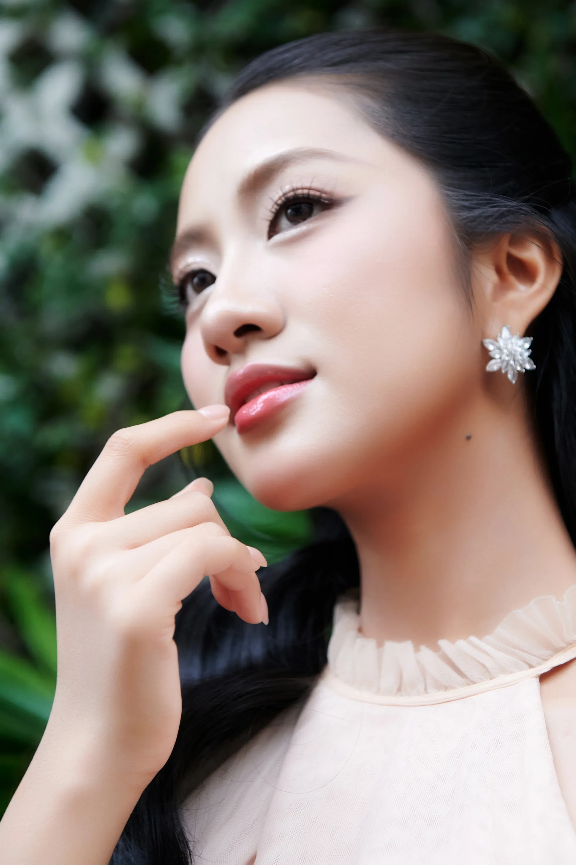 Sắc vóc đời thường thí sinh Hà Trúc Linh ở Hoa hậu Việt Nam ảnh 3
