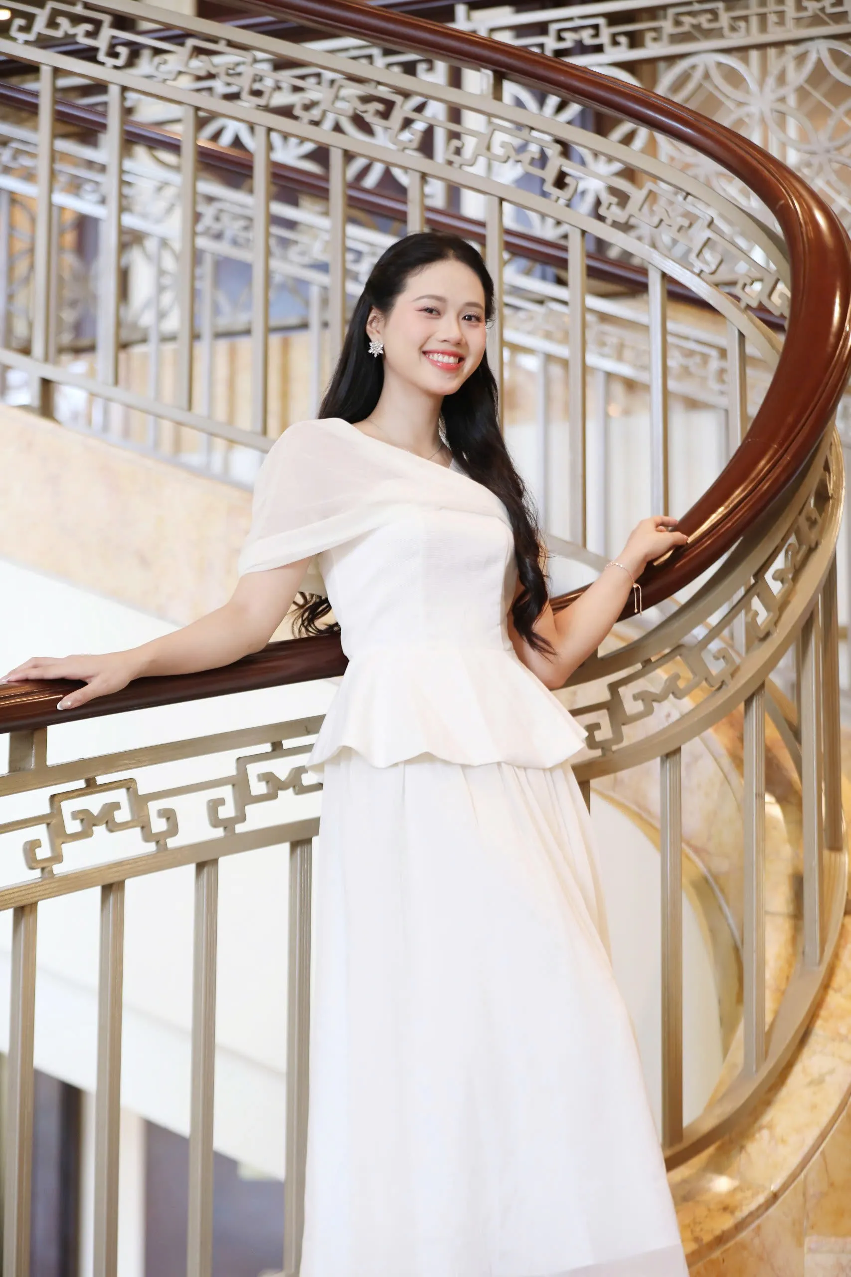 Thí sinh Đoàn Thị Diệu Huyền: 'Tôi nhận được nhiều sự ủng hộ từ khán giả Quảng Trị’ ảnh 10