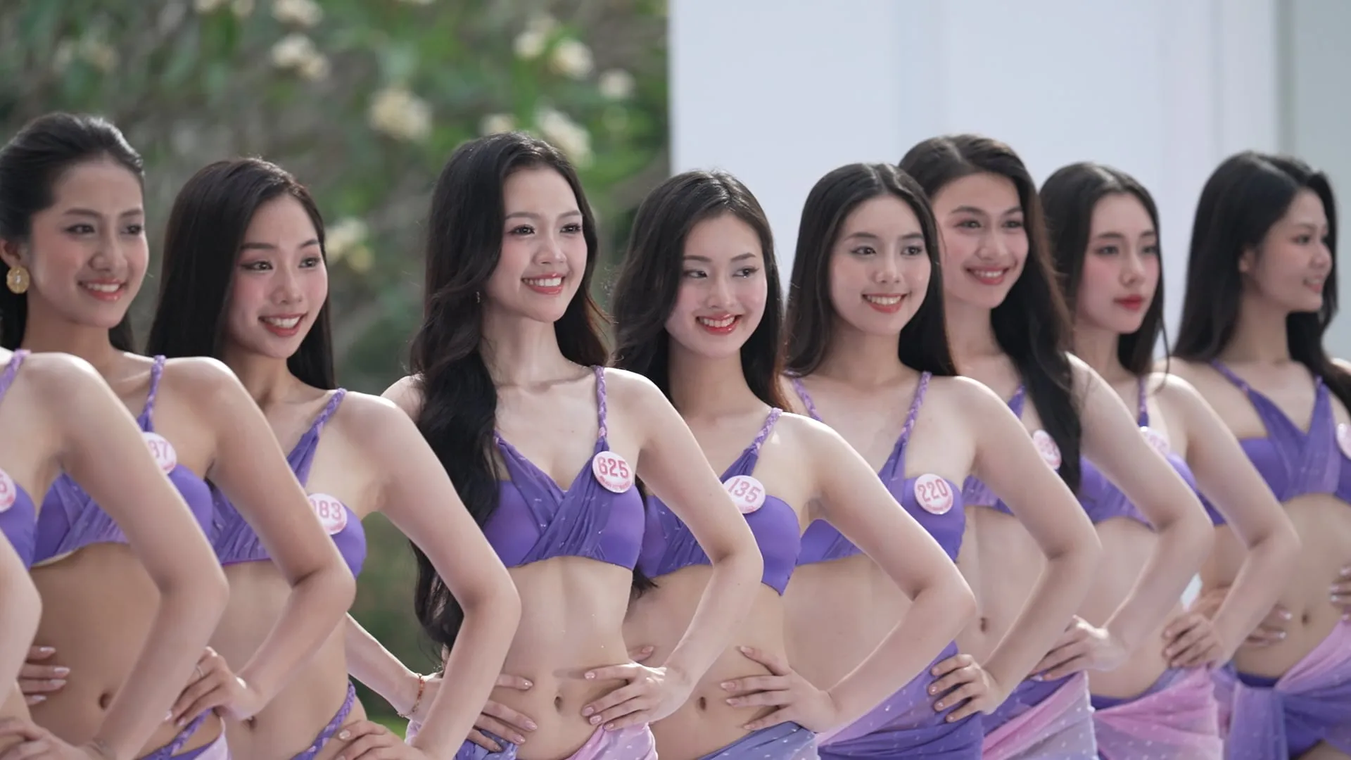 Thí sinh Hoa hậu Việt Nam khoe dáng nóng bỏng với bikini ảnh 6