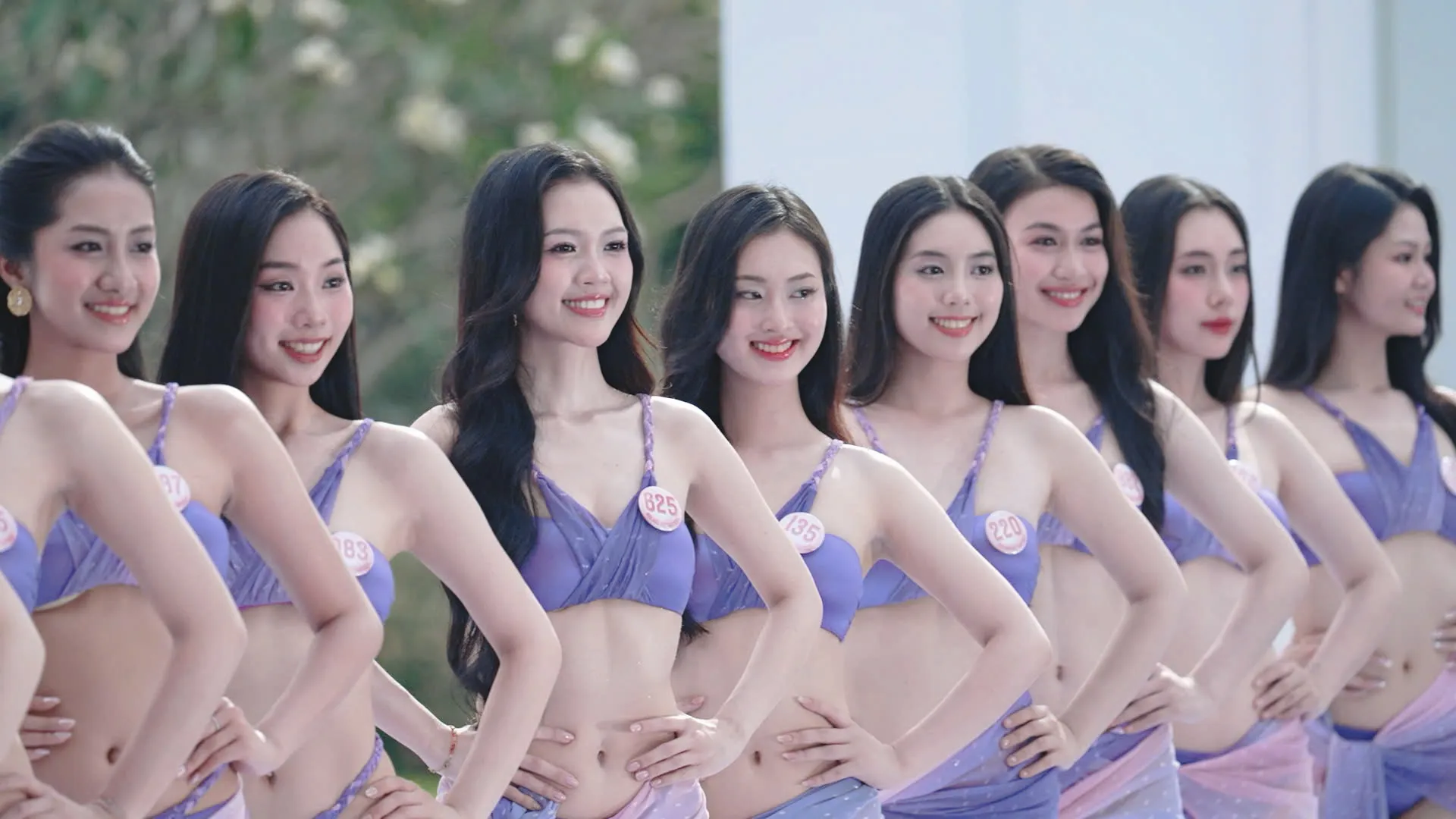 Vòng eo 57 cm của thí sinh Hoa hậu Việt Nam ảnh 1