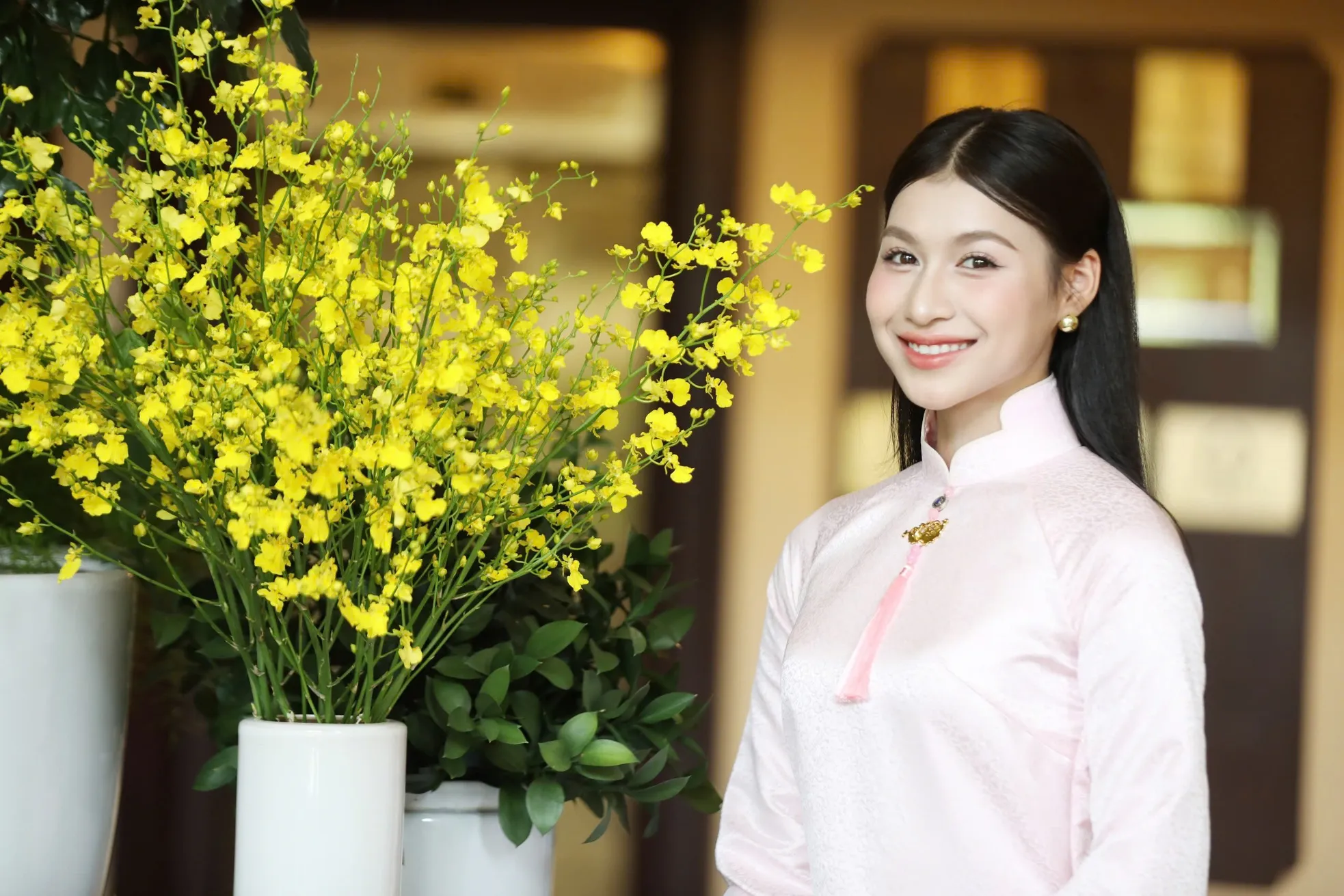 Chờ đợi đêm chung kết Hoa hậu Việt Nam bùng nổ tại Huế ảnh 6