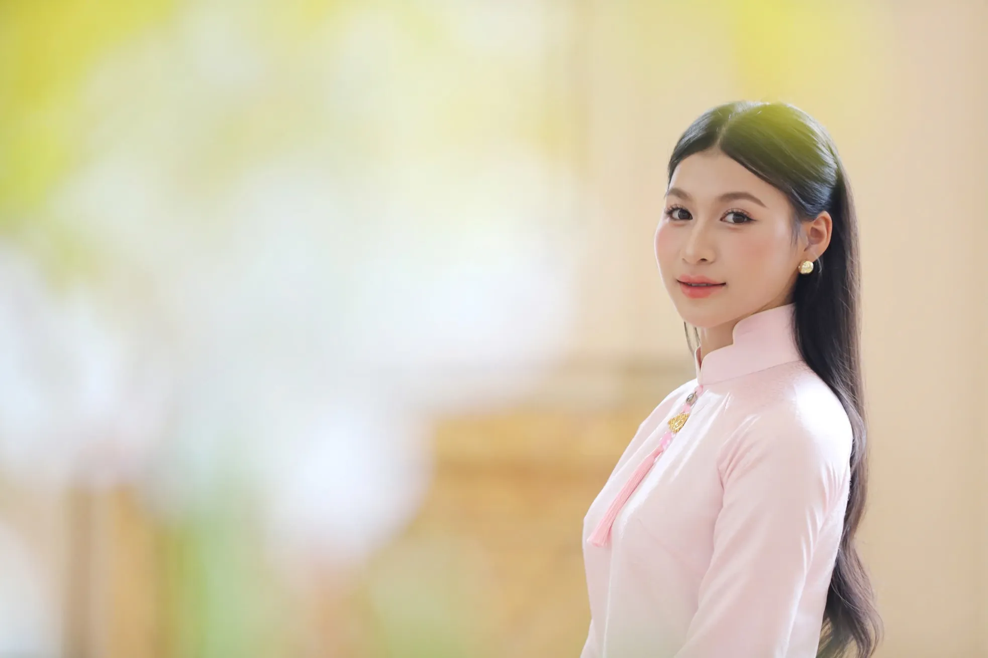 Chờ đợi đêm chung kết Hoa hậu Việt Nam bùng nổ tại Huế ảnh 1
