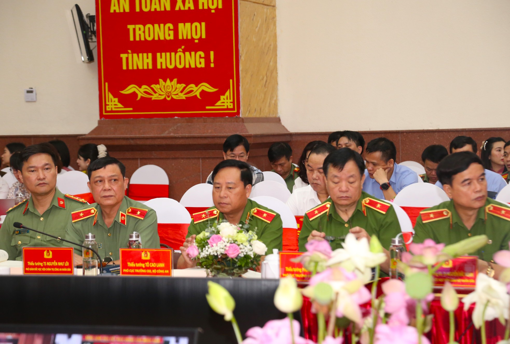 Thứ trưởng Bộ Công an: Tình trạng lãng phí vẫn còn diễn ra khá phổ biến trên nhiều lĩnh vực ảnh 5