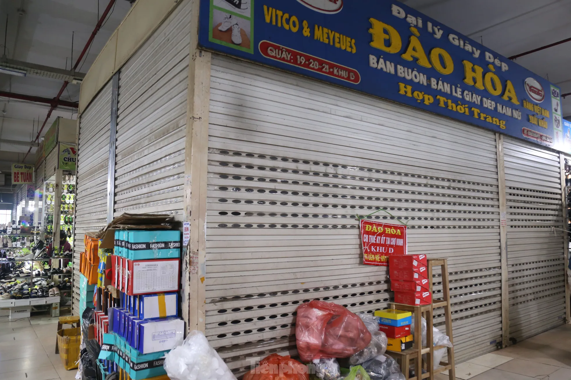 Chợ Vinh 'sáng đèn' sau hơn 1 tuần tiểu thương đồng loạt đóng cửa ảnh 8