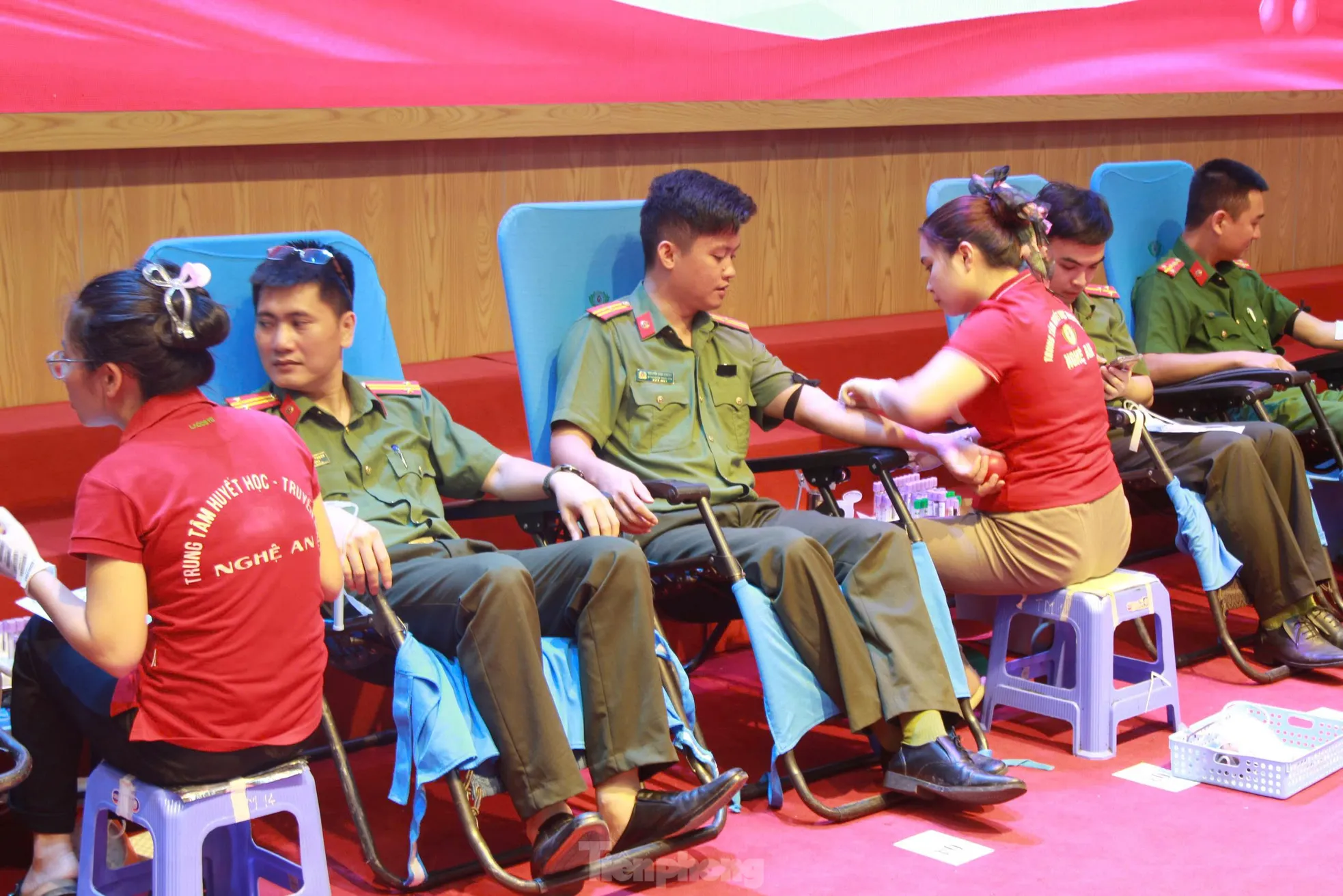 Lan tỏa yêu thương từ những giọt máu hồng ảnh 3