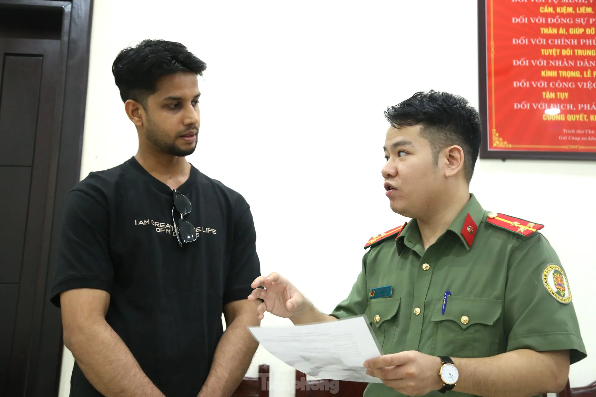 Người nước ngoài được cấp tài khoản định danh điện tử mức độ 2: ‘Cảm ơn Việt Nam!’ ảnh 8
