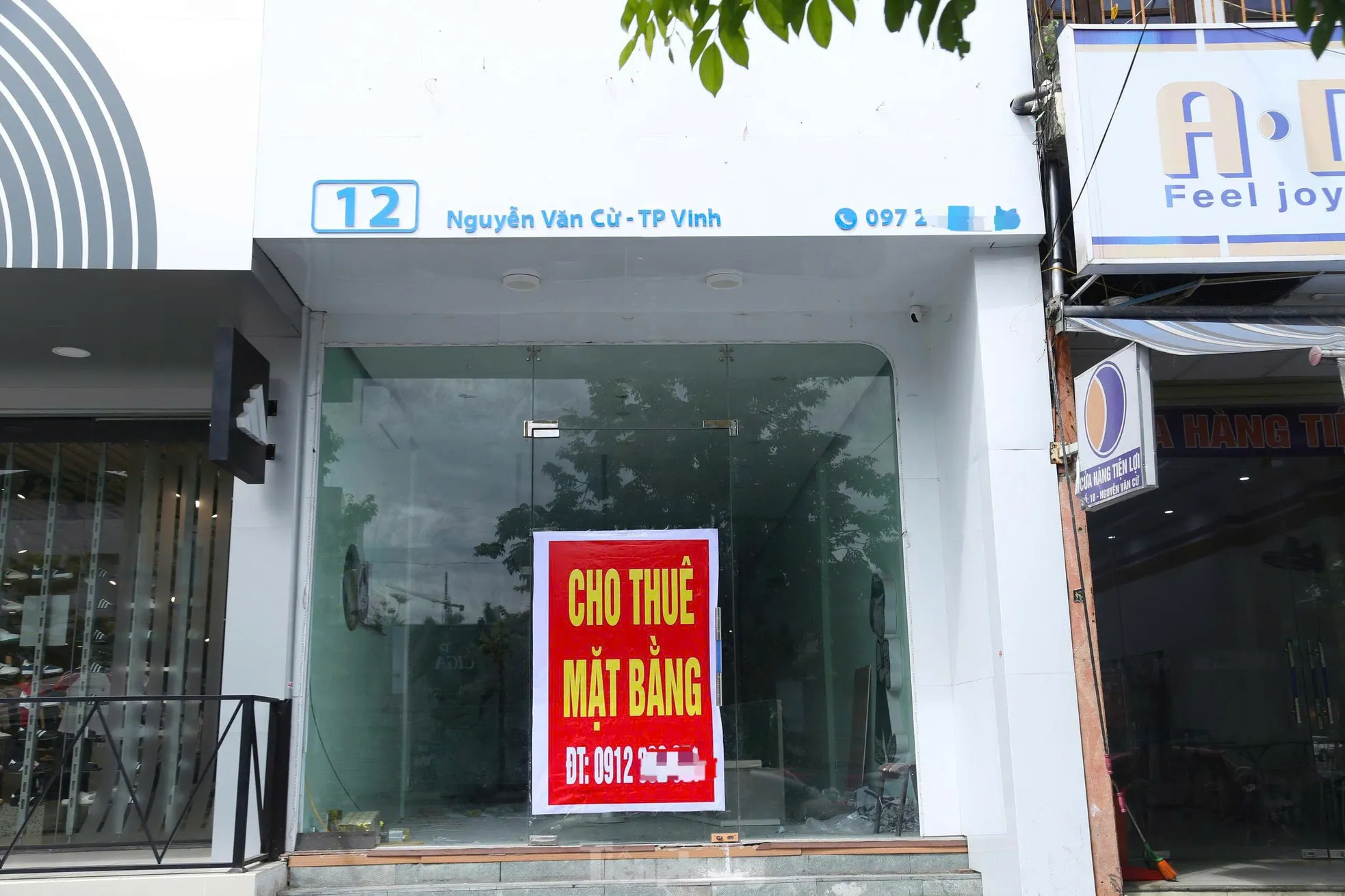 Loạt mặt bằng kinh doanh ở Nghệ An đóng cửa, treo biển nghỉ bán ảnh 3