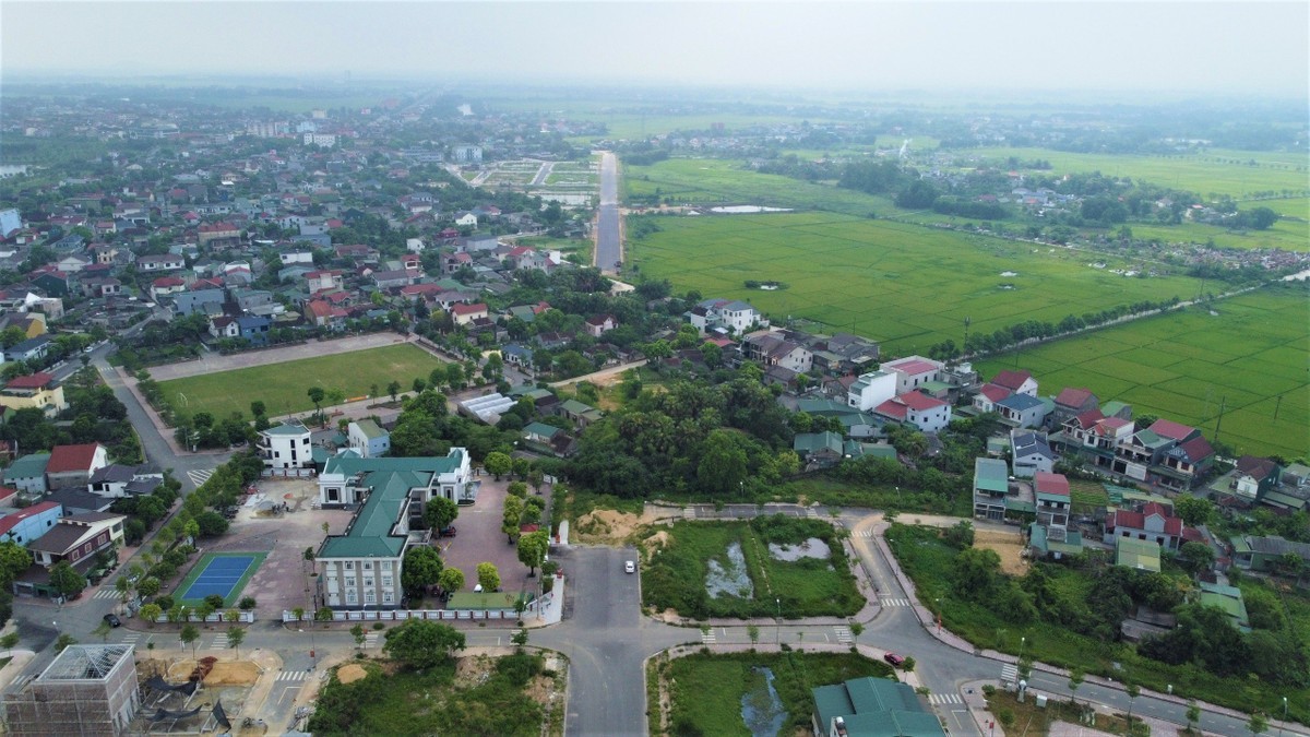 Vướng mặt bằng, 1km đường làm gần 9 năm chưa xong ảnh 1