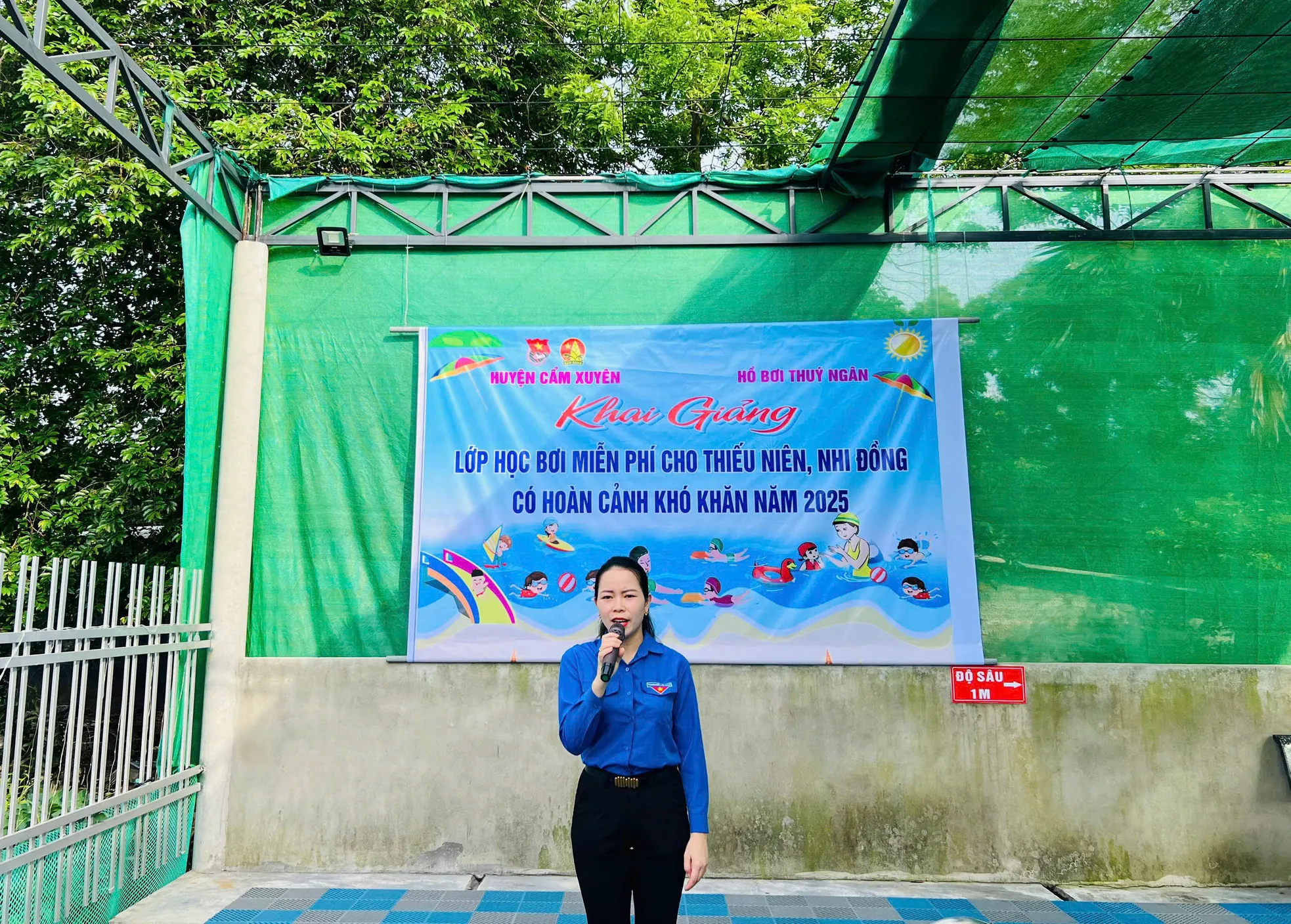 Lớp dạy bơi miễn phí, cắm biển cảnh báo chống đuối nước ảnh 4