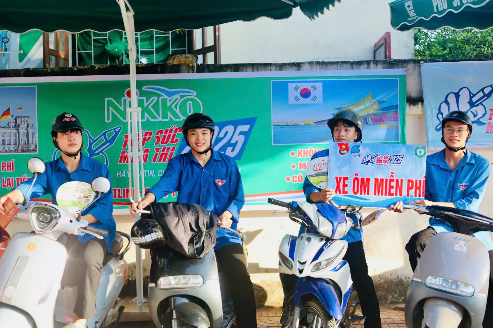 Dấu ấn tiếp sức mùa thi của tuổi trẻ Hà Tĩnh ảnh 12