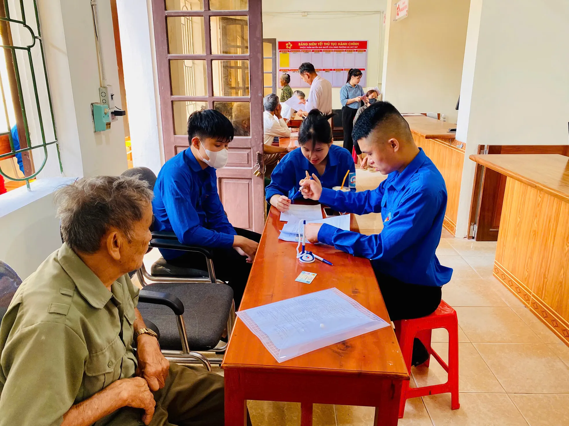 Tuổi trẻ Hà Tĩnh xung kích, hỗ trợ chính quyền hai cấp ảnh 5