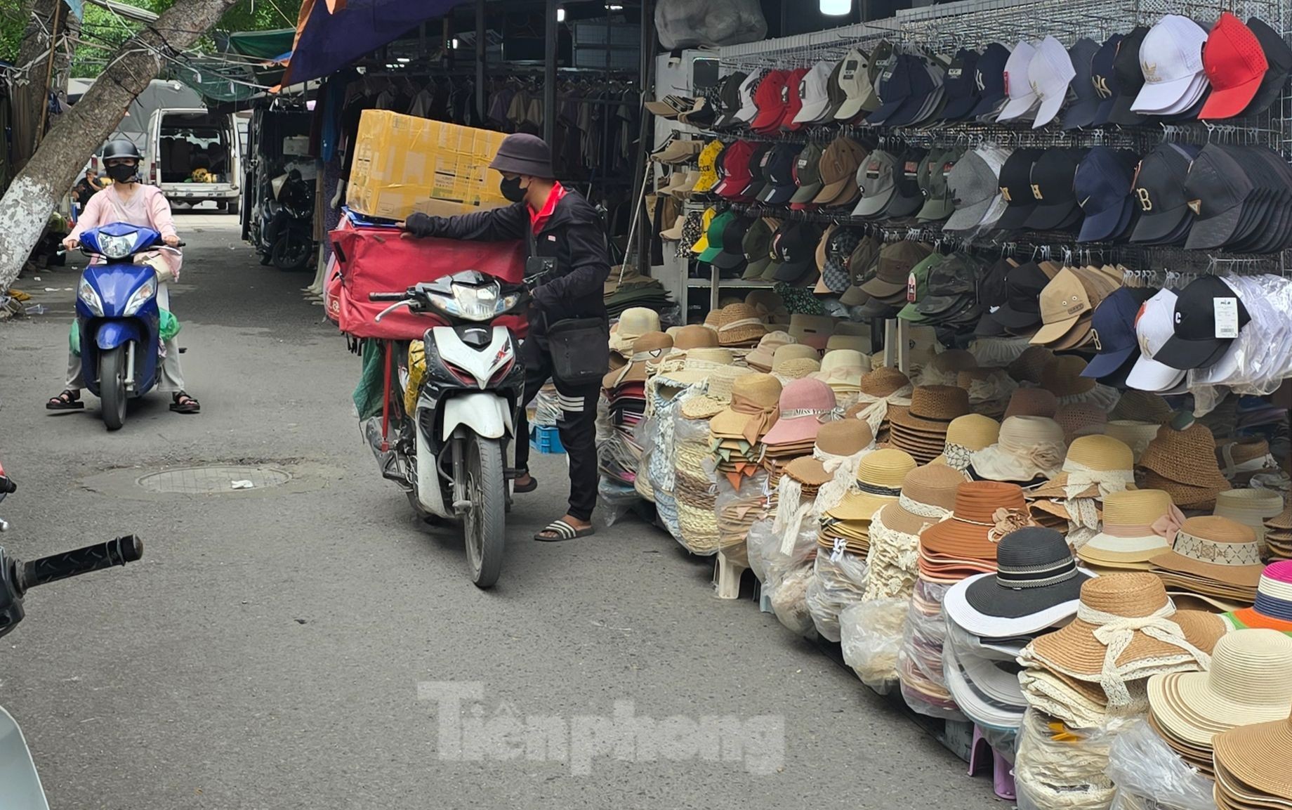 Bất ngờ lý do hơn 400 tiểu thương chợ Ninh Hiệp 'cửa đóng then cài' ảnh 6