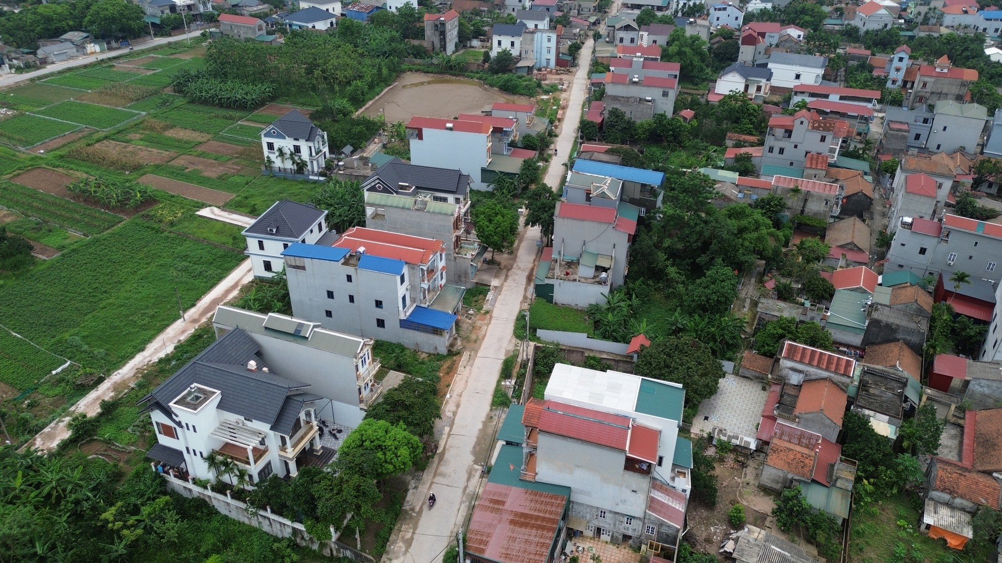Dự án đường giao thông tại Chương Mỹ dài 3 km thi công 3 năm chưa xong ảnh 8