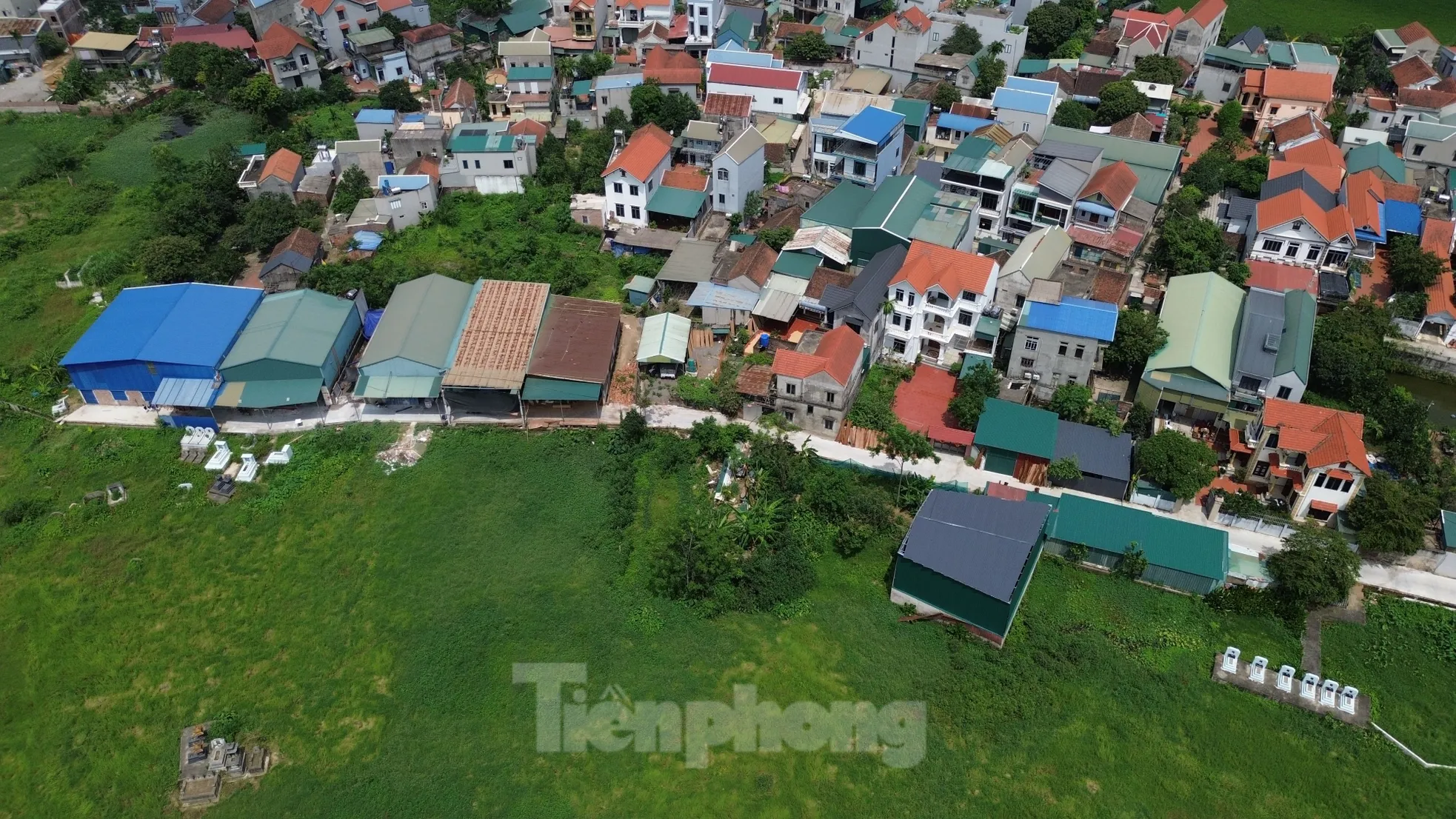 Nhiều công trình vi phạm đất đai, trật tự xây dựng ở Hà Nội chưa được xử lý dứt điểm- Ảnh 4. Nhiều công trình vi phạm đất đai, trật tự xây dựng ở Hà Nội chưa được xử lý dứt điểm- Ảnh 4.