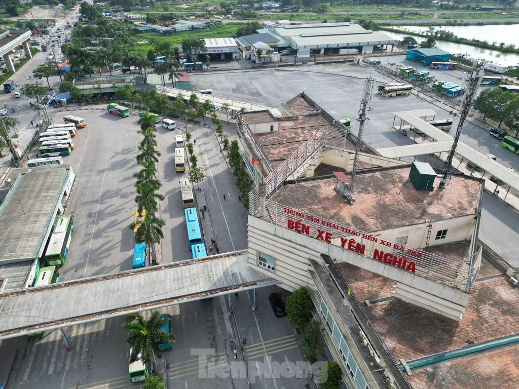 Cảnh đìu hiu tại bến xe hiện đại nhất Thủ đô ảnh 1