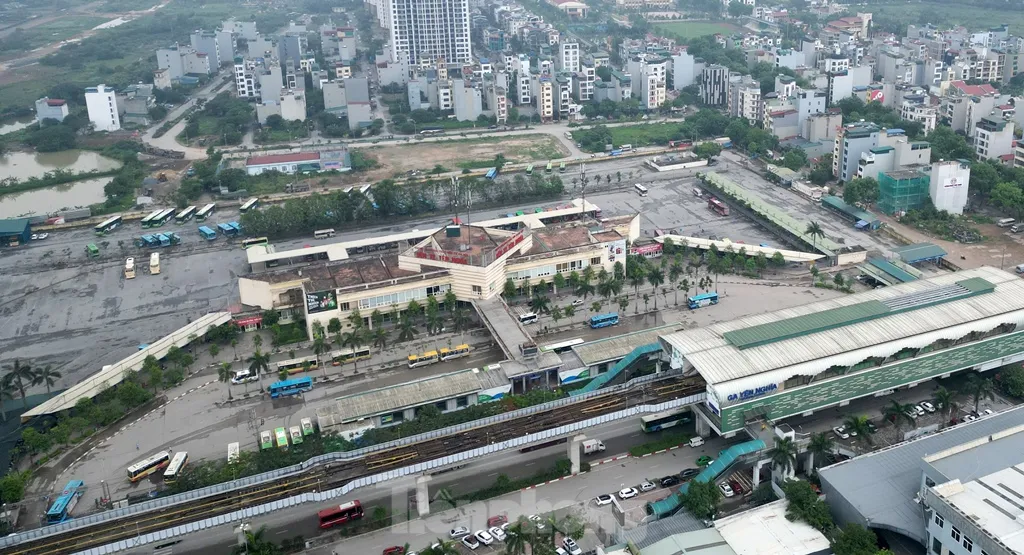 Cảnh đìu hiu tại bến xe hiện đại nhất Thủ đô ảnh 2