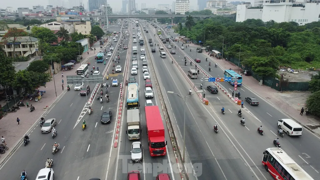 Thực trạng giao thông trên 2 tuyến cao tốc tại TP Hà Nội đang quản lý ra sao? ảnh 1