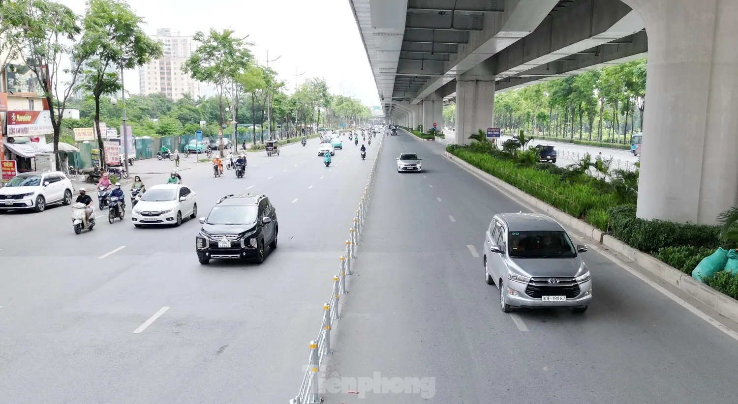 Hà Nội: Điều chỉnh cho ô tô được đi tất cả các làn đường Phạm Văn Đồng ảnh 3