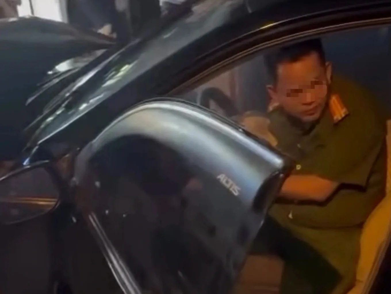 Hiện trường vụ tài xế có nồng độ cồn kịch khung lái xe tông liên hoàn ở Bắc Ninh ảnh 1