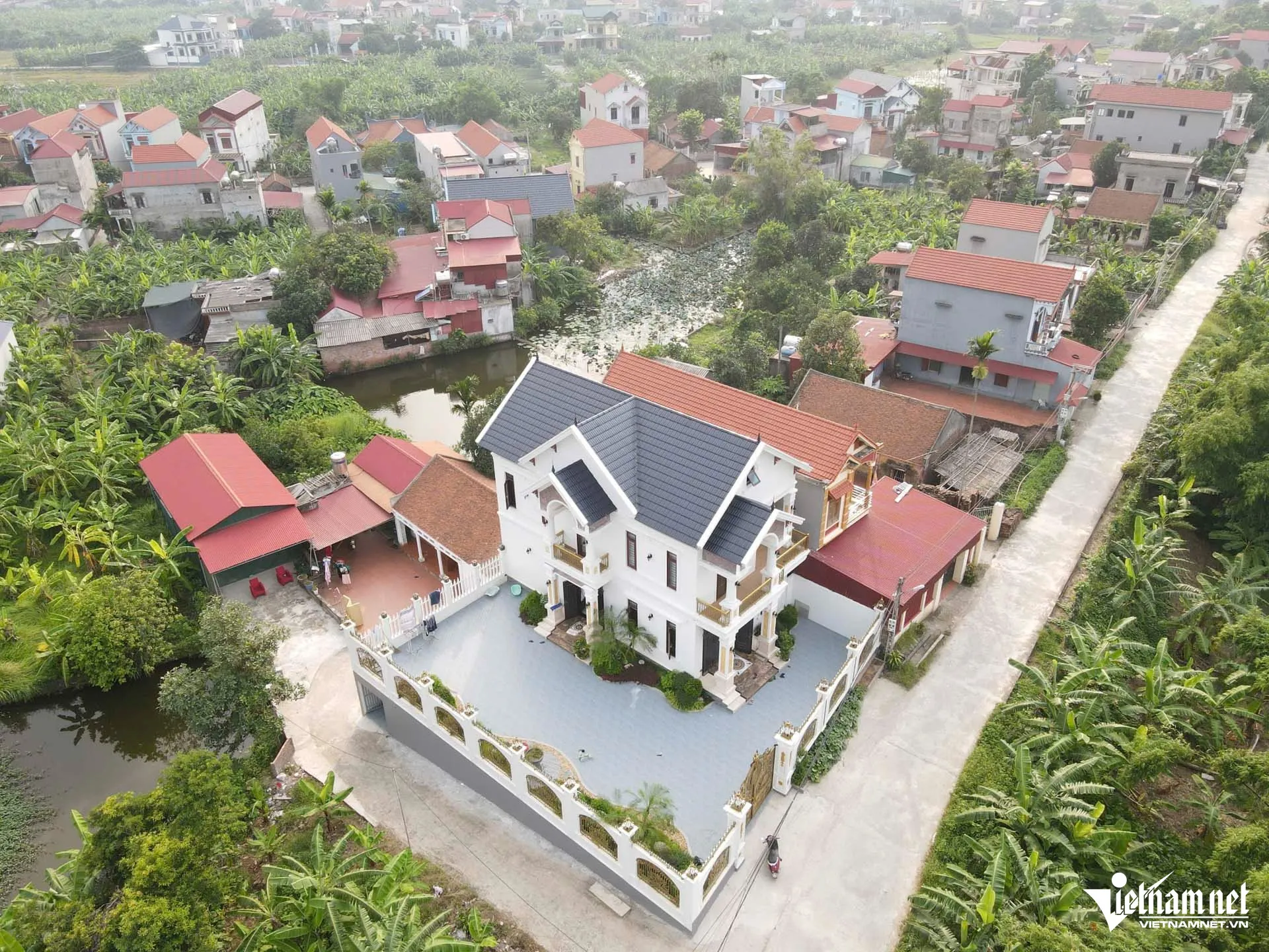 Biệt thự gây xôn xao ở Bắc Ninh của kẻ cầm đầu nhóm lừa đảo xuyên quốc gia ảnh 6