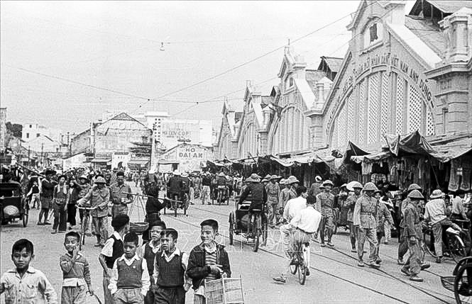 Hà Nội thay đổi ra sao sau 70 năm giải phóng ảnh 13