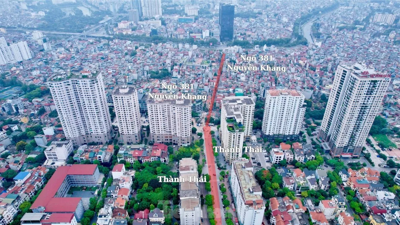 Người dân chật vật di chuyển qua 'ngõ đau khổ' ở Thủ đô ảnh 2