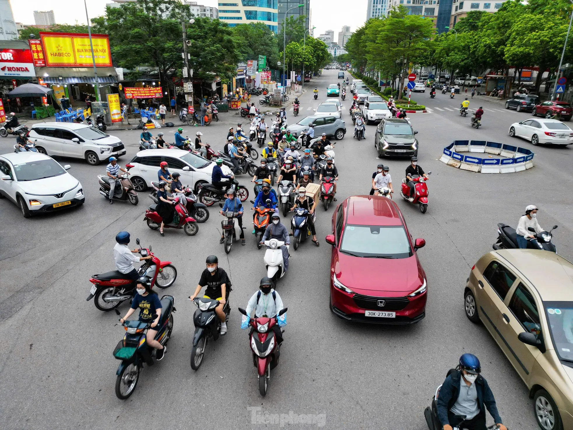 Hiện trạng tuyến đường gắn camera phạt nguội, thí điểm hệ thống giao thông thông minh ở Hà Nội ảnh 14