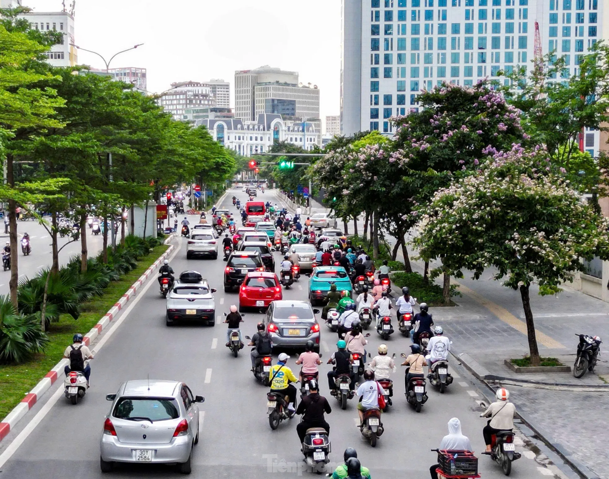 Hiện trạng tuyến đường gắn camera phạt nguội, thí điểm hệ thống giao thông thông minh ở Hà Nội ảnh 9