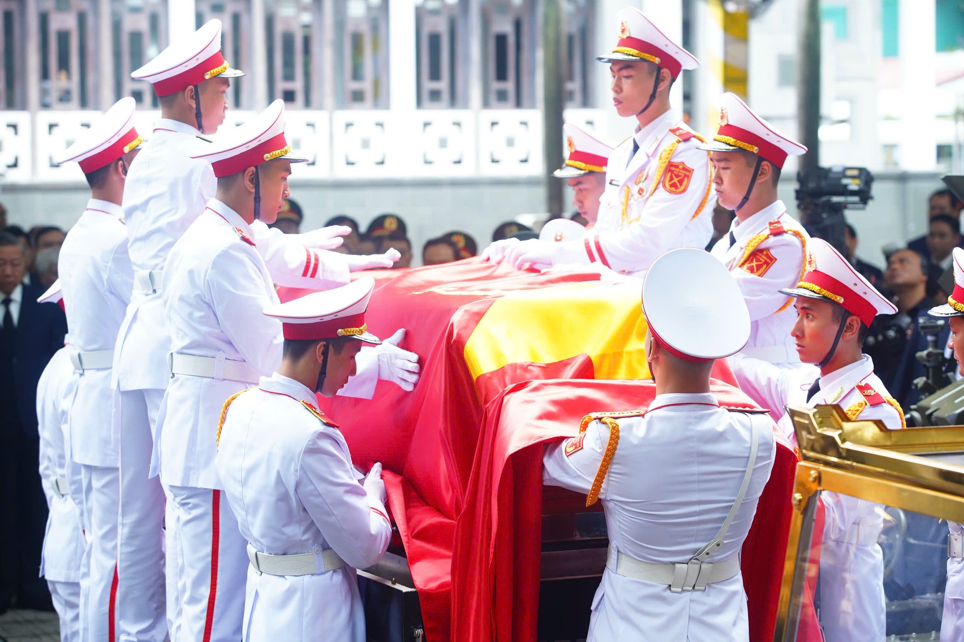 Toàn cảnh lễ truy điệu, tiễn đưa nguyên Chủ tịch nước Trần Đức Lương ảnh 10