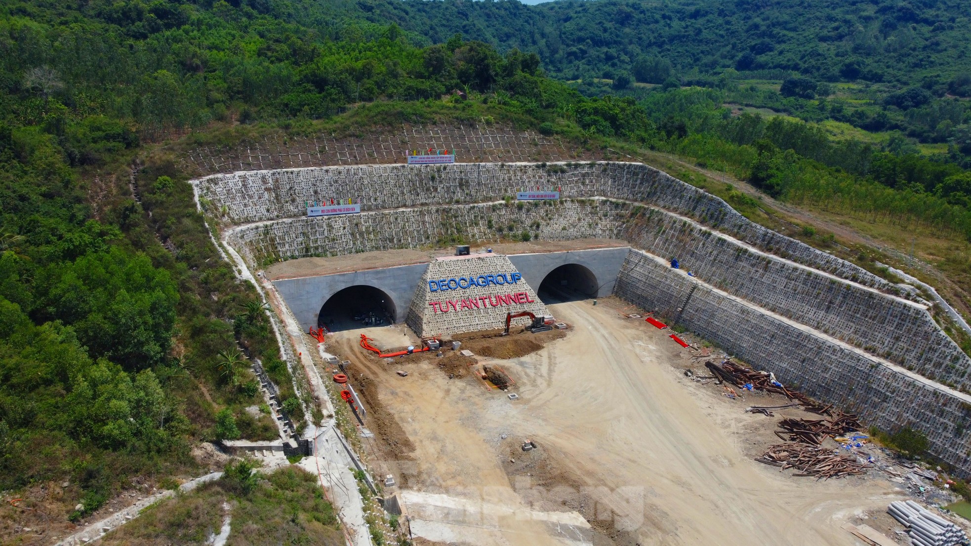 Diện mạo cao tốc Chí Thạnh - Vân Phong sắp đưa vào hoạt động ảnh 3