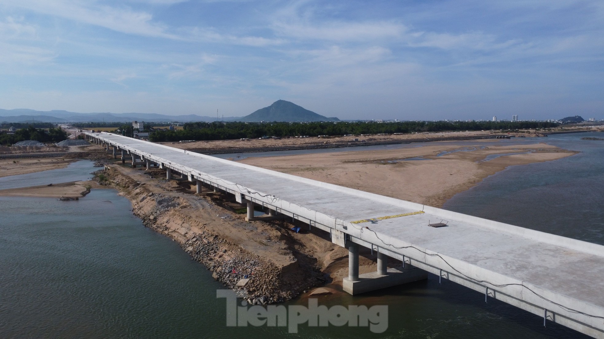 Diện mạo cao tốc Chí Thạnh - Vân Phong sắp đưa vào hoạt động ảnh 10