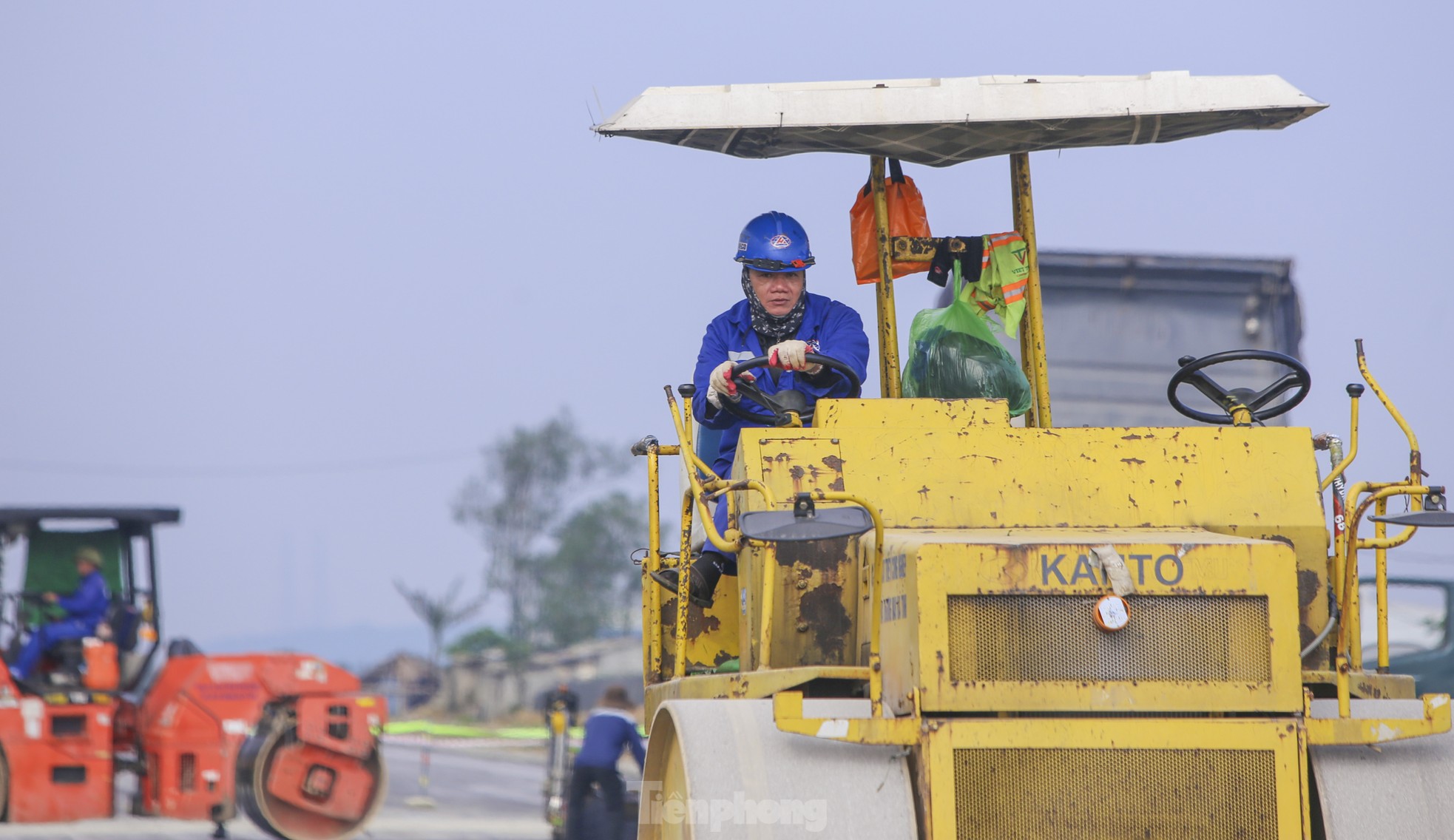 Cận cảnh tuyến đường 9 km đầu tư hơn 450 tỷ đồng ở Hà Tĩnh ảnh 8