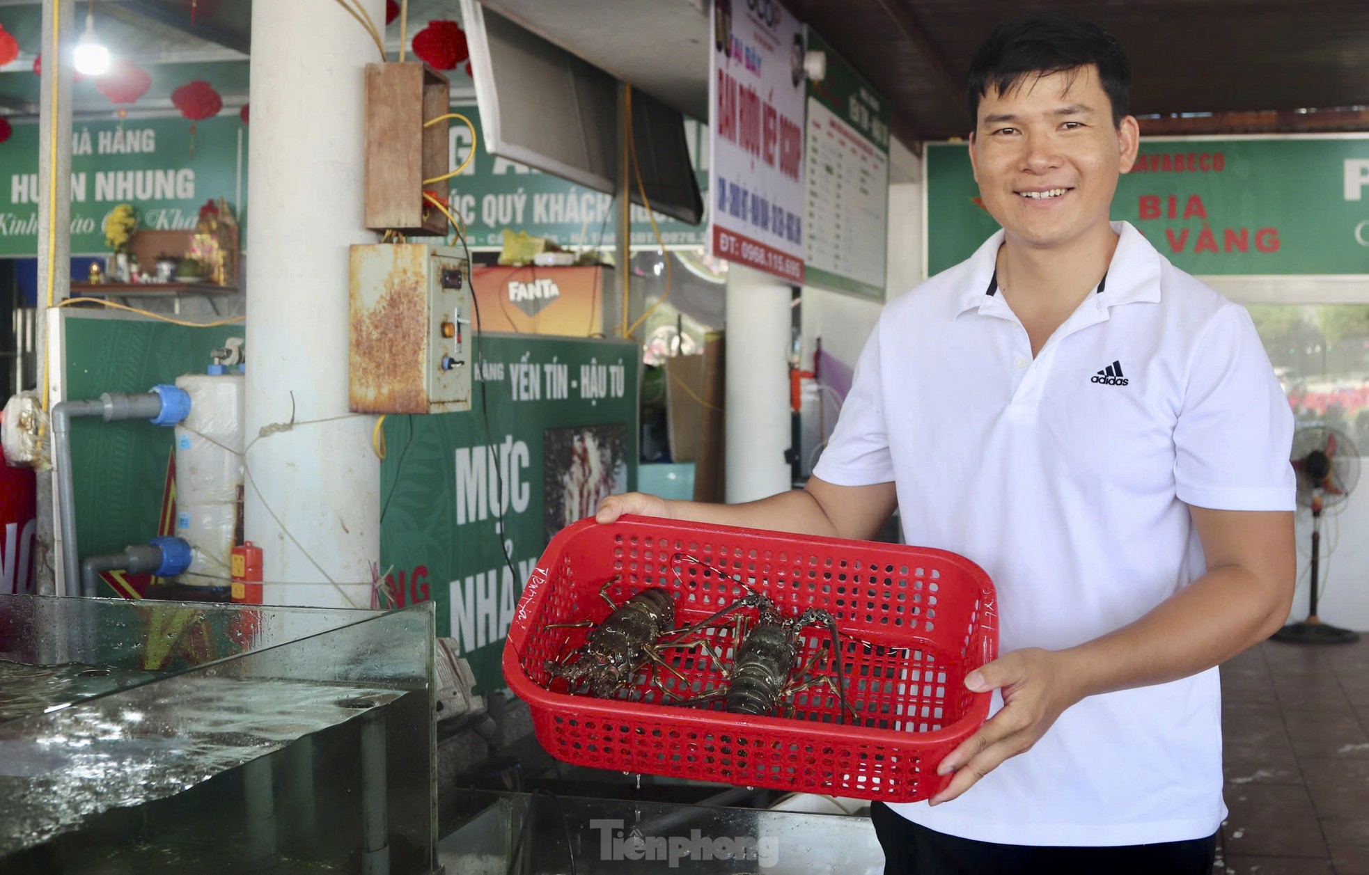 Hải sản tăng giá, ngư dân Hà Tĩnh ra khơi xuyên lễ ảnh 16