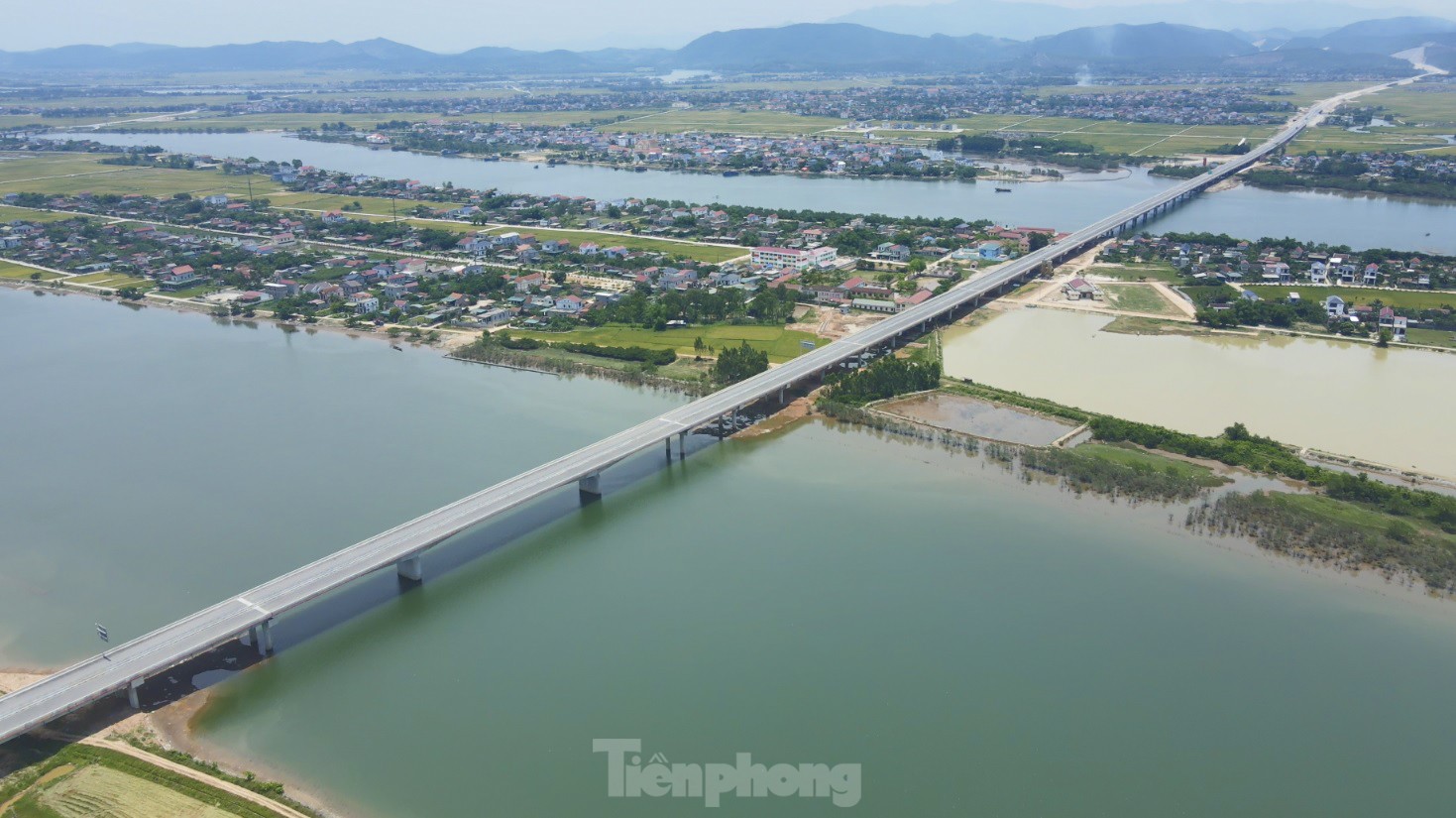 Bay trên cây cầu nghìn tỷ dài nhất tuyến cao tốc Bắc Nam qua Quảng Bình ảnh 6