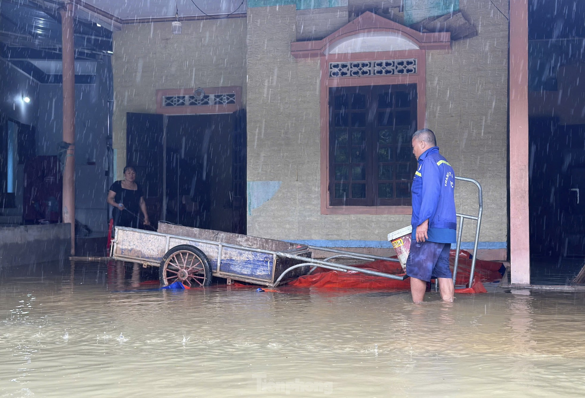 Toàn cảnh trận lũ bất thường ở Hà Tĩnh ảnh 6