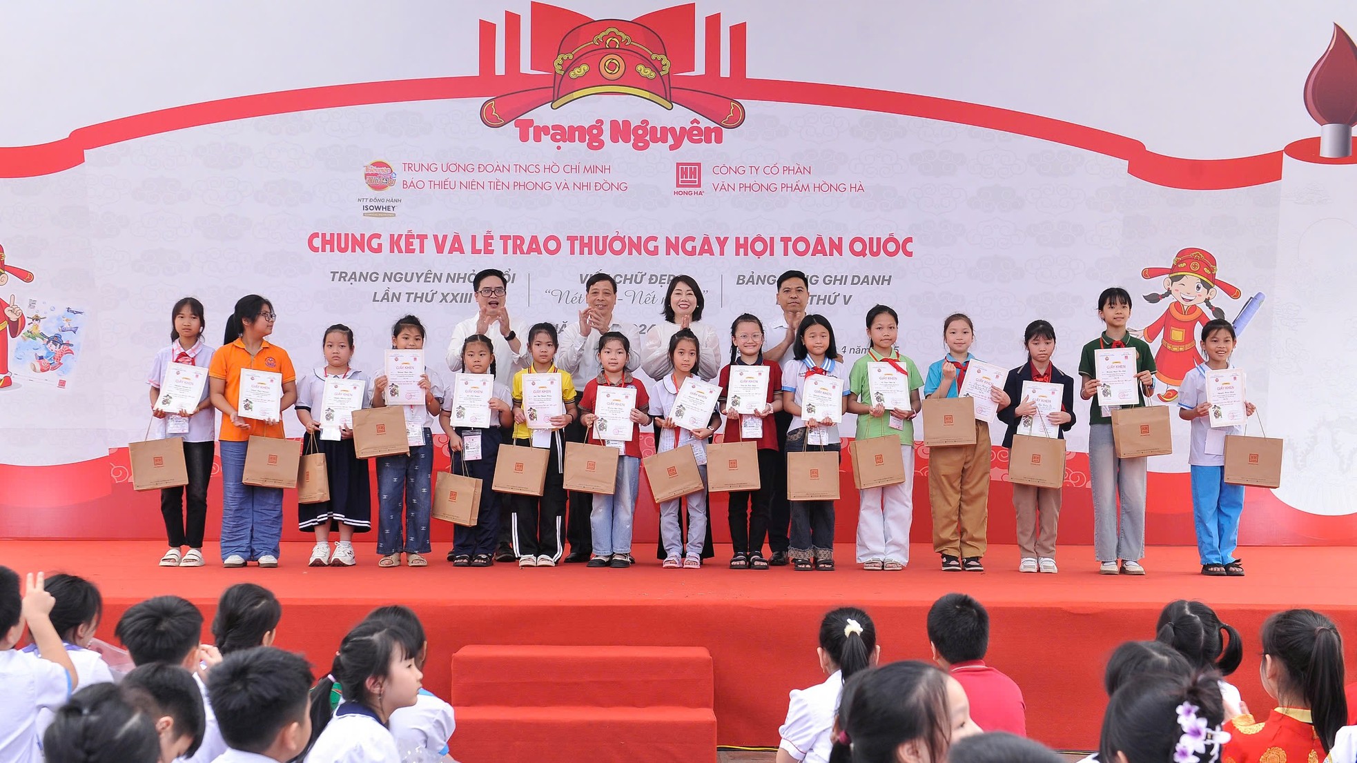 Vinh danh 18 Trạng nguyên toàn quốc ảnh 9