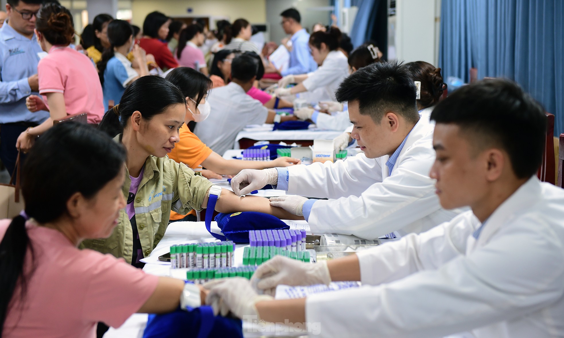 'Chiến binh áo trắng' cùng AI khám sàng lọc, chăm sóc sức khoẻ cộng đồng ảnh 4