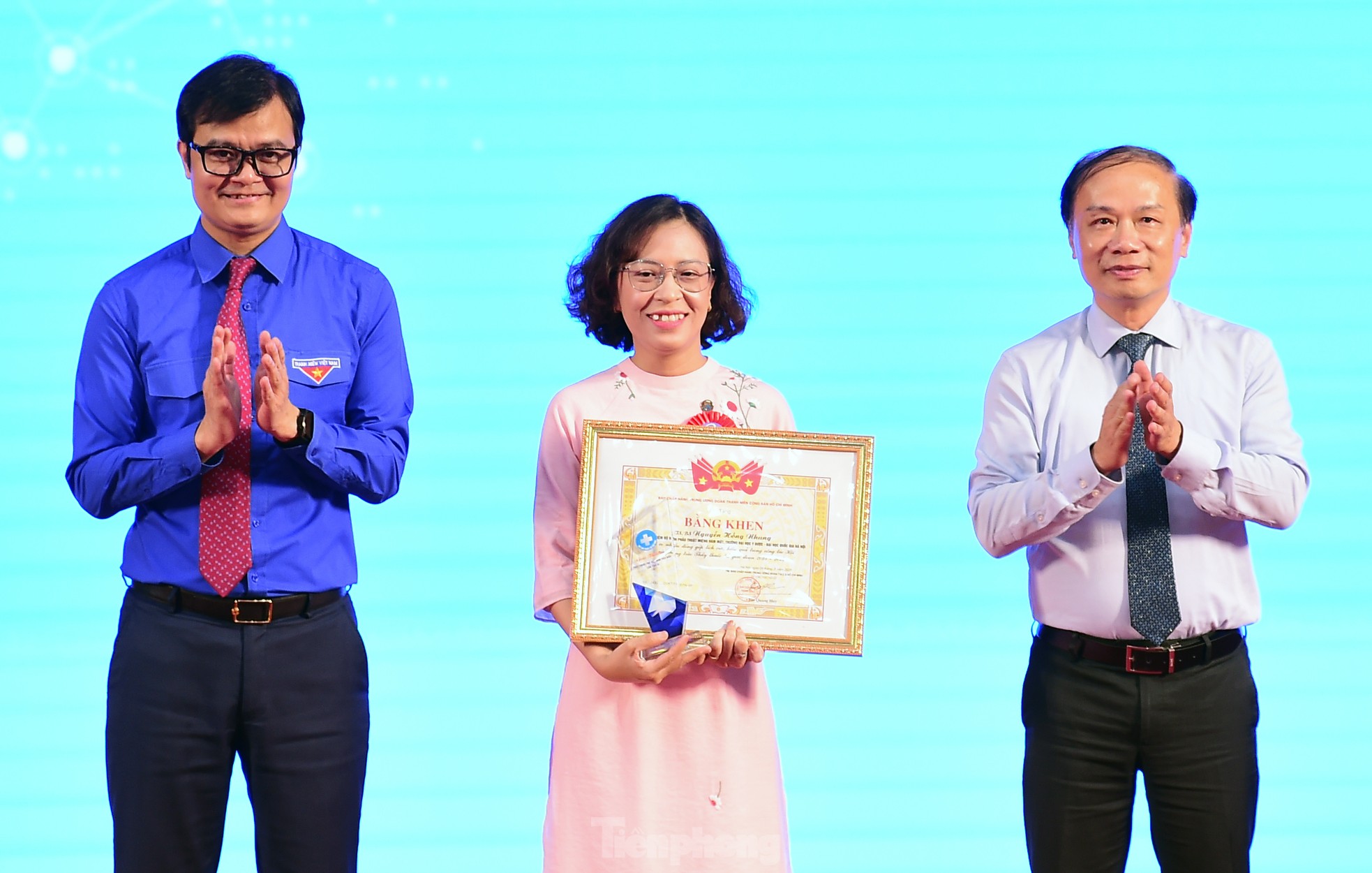 Tuyên dương 10 thầy thuốc trẻ Việt Nam tiêu biểu ảnh 3